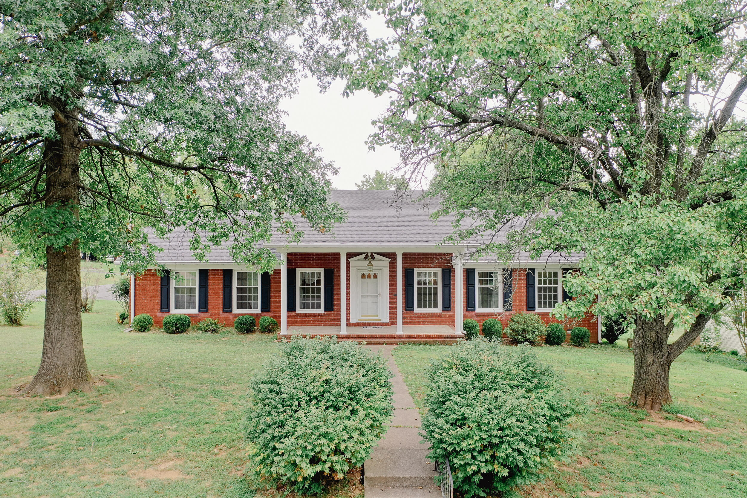 201 Cantrell Drive Property Photo 1