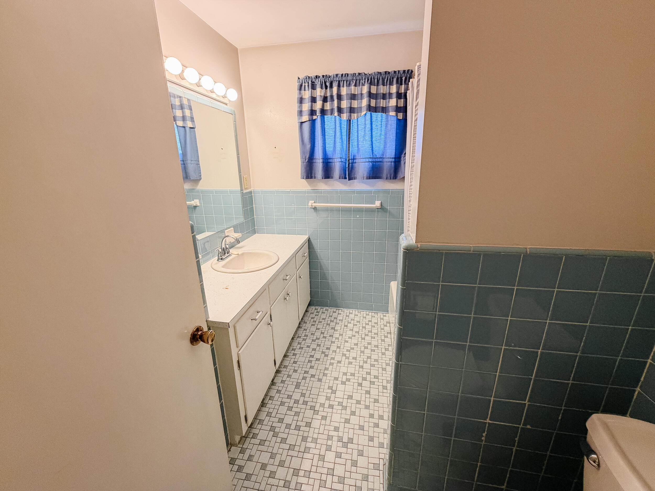 201 Cantrell Drive Property Photo 25