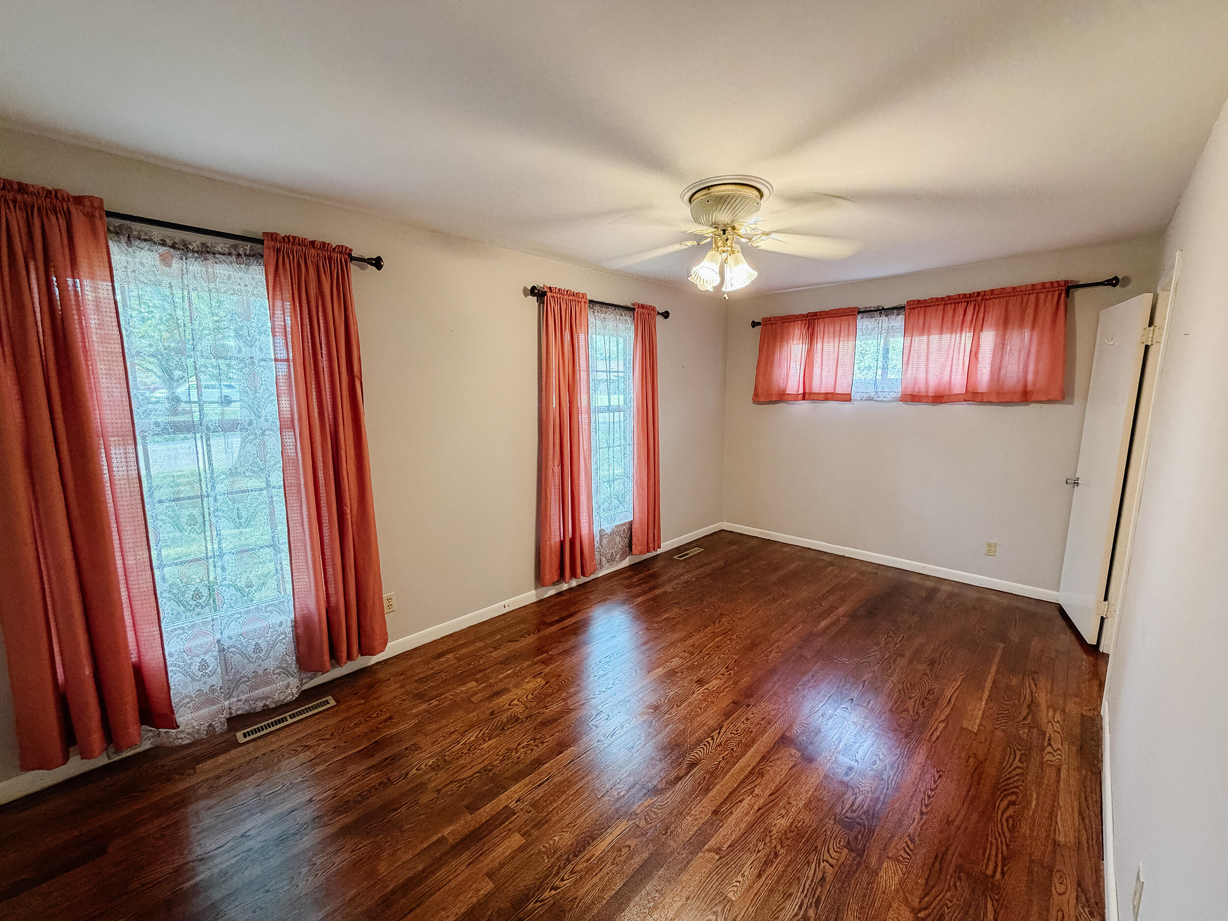 201 Cantrell Drive Property Photo 27