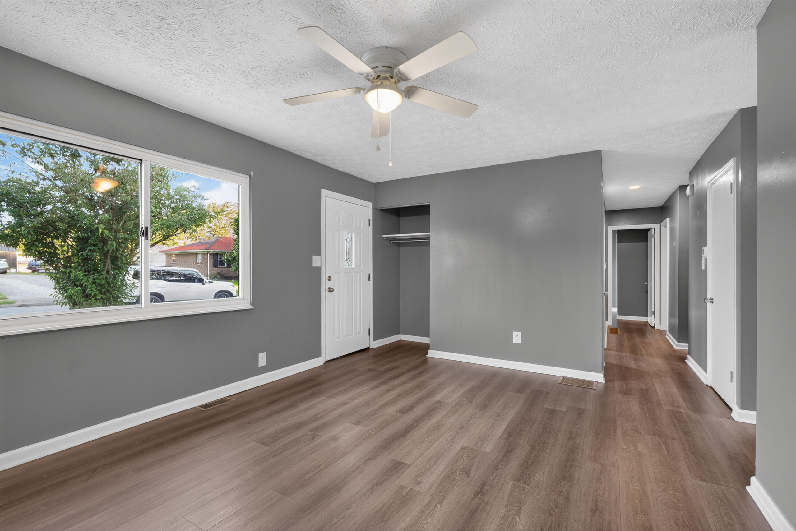 628 Windsor Way Property Photo 6