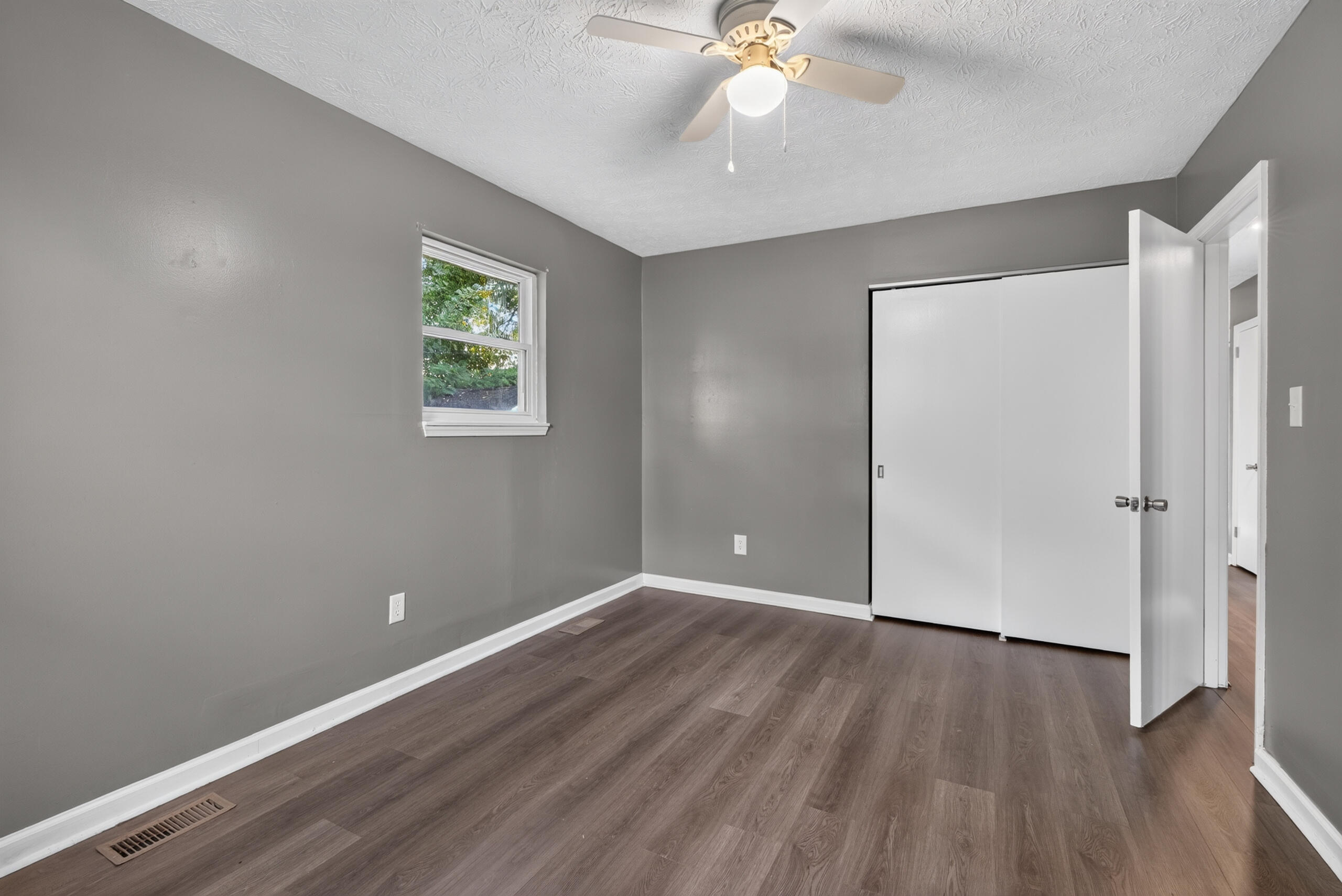 628 Windsor Way Property Photo 13