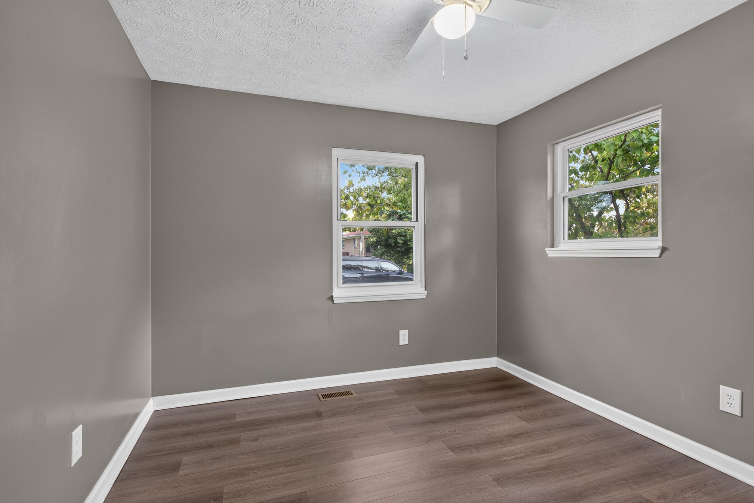 628 Windsor Way Property Photo 17