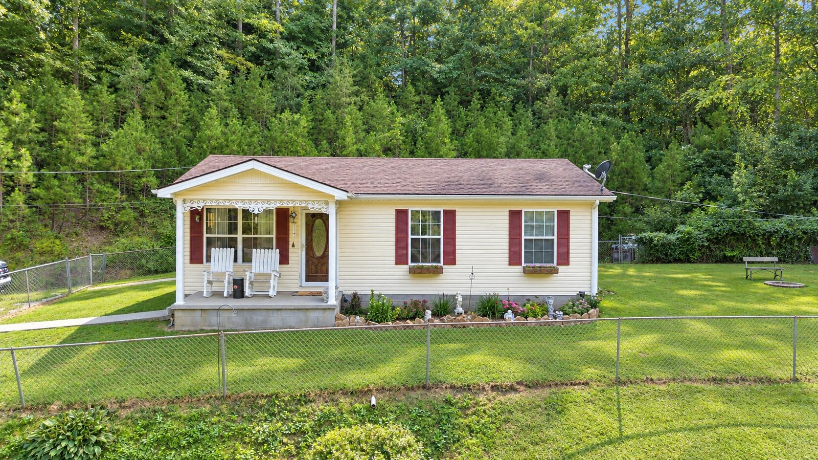 229 W Highway 577 Property Photo 14