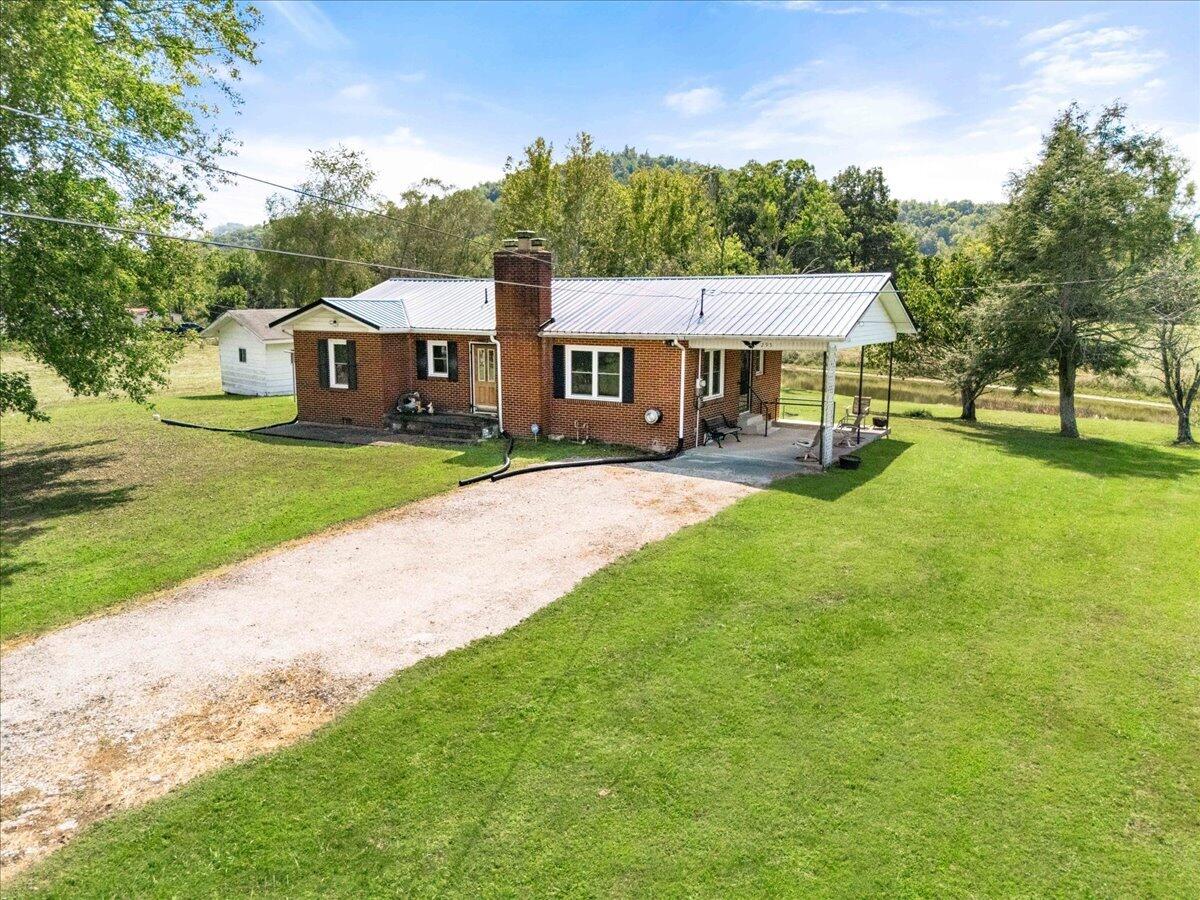 295 Becks Creek Rd Road Property Photo 1