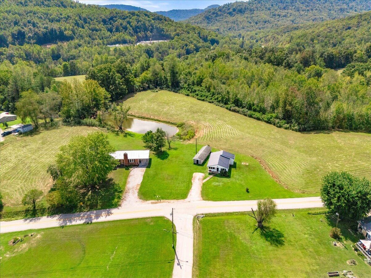 295 Becks Creek Rd Road Property Photo 14