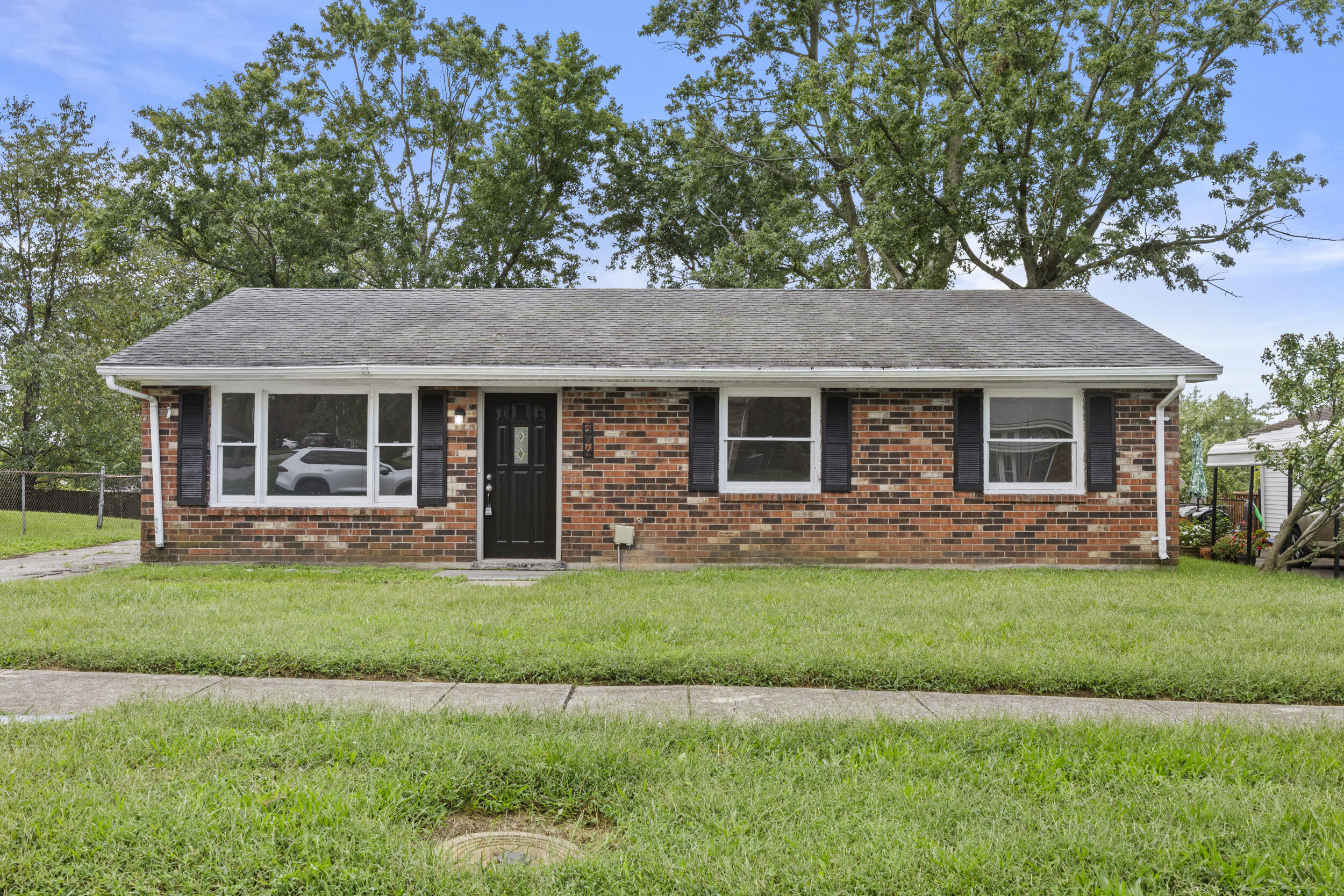 204 Mount Vernon Drive Property Photo 1