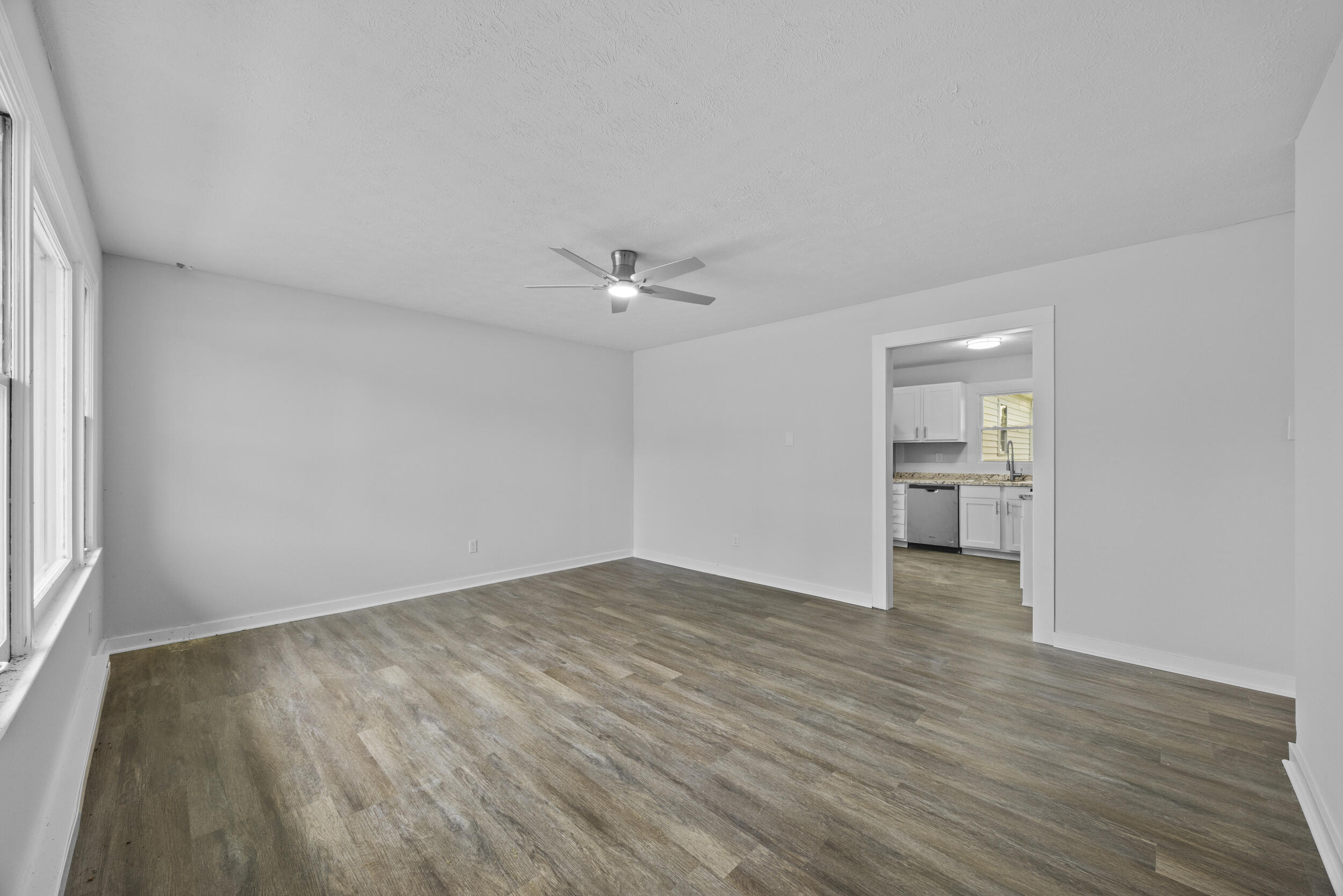204 Mount Vernon Drive Property Photo 5