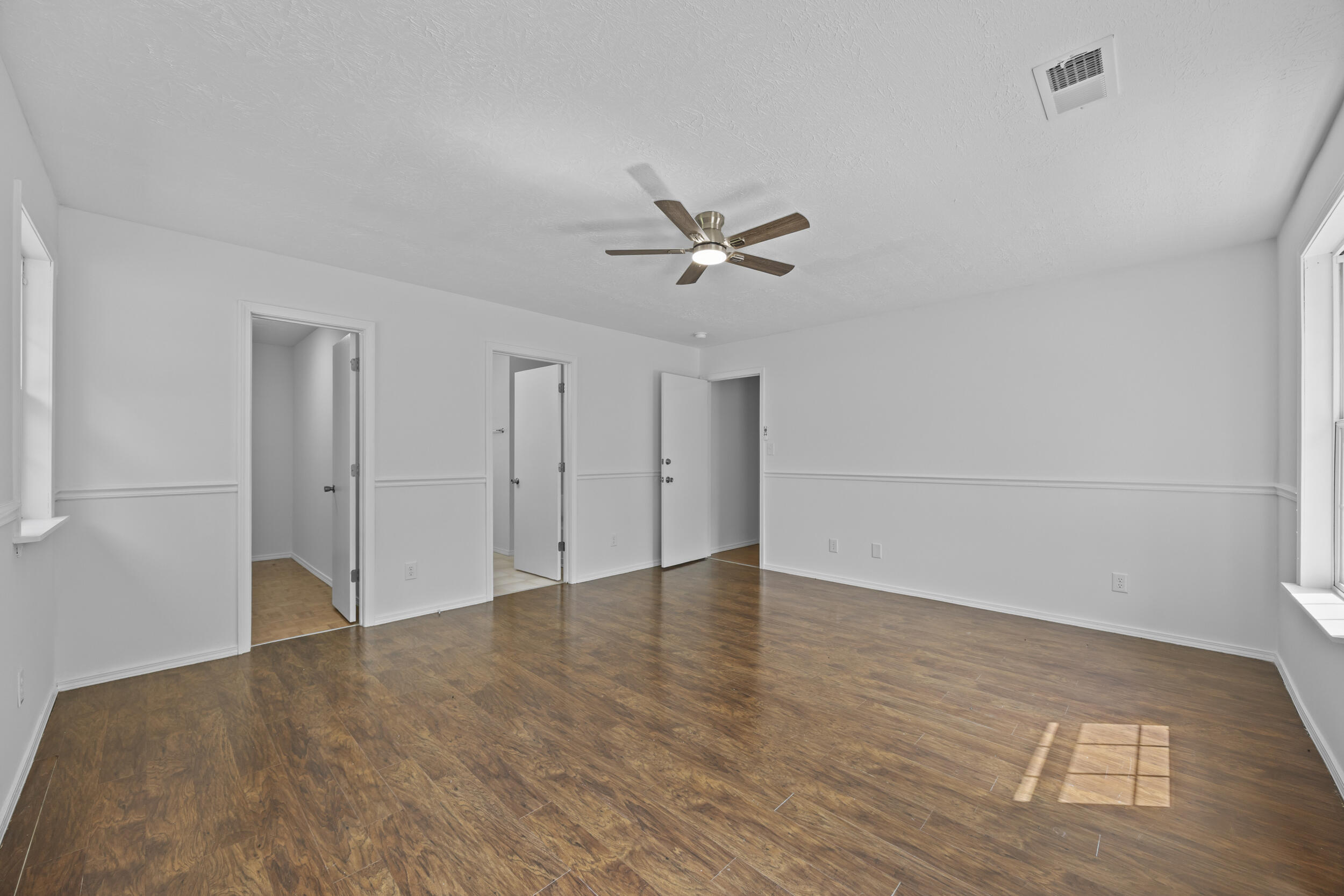706 N Hamilton Street Property Photo 7