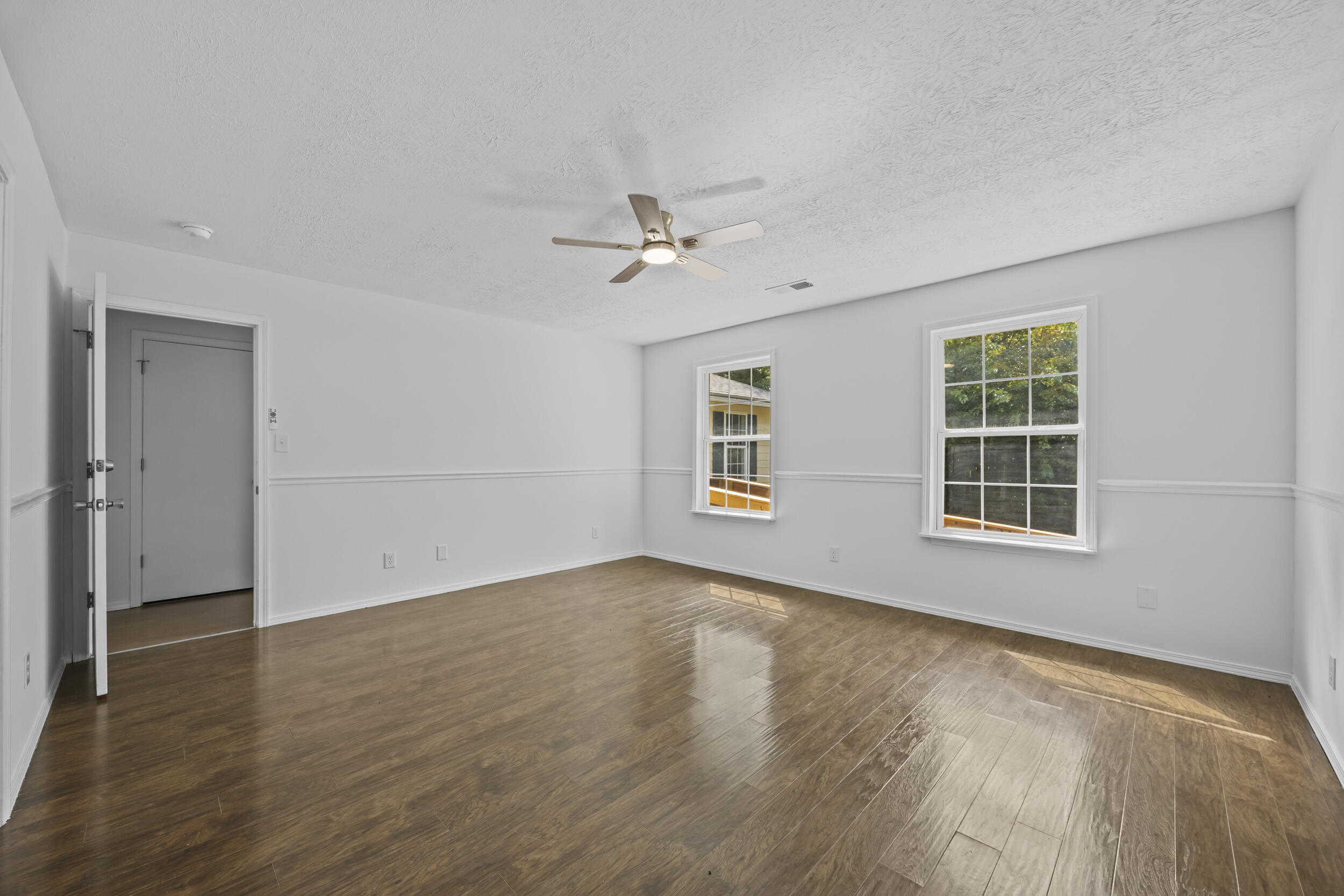 706 N Hamilton Street Property Photo 8