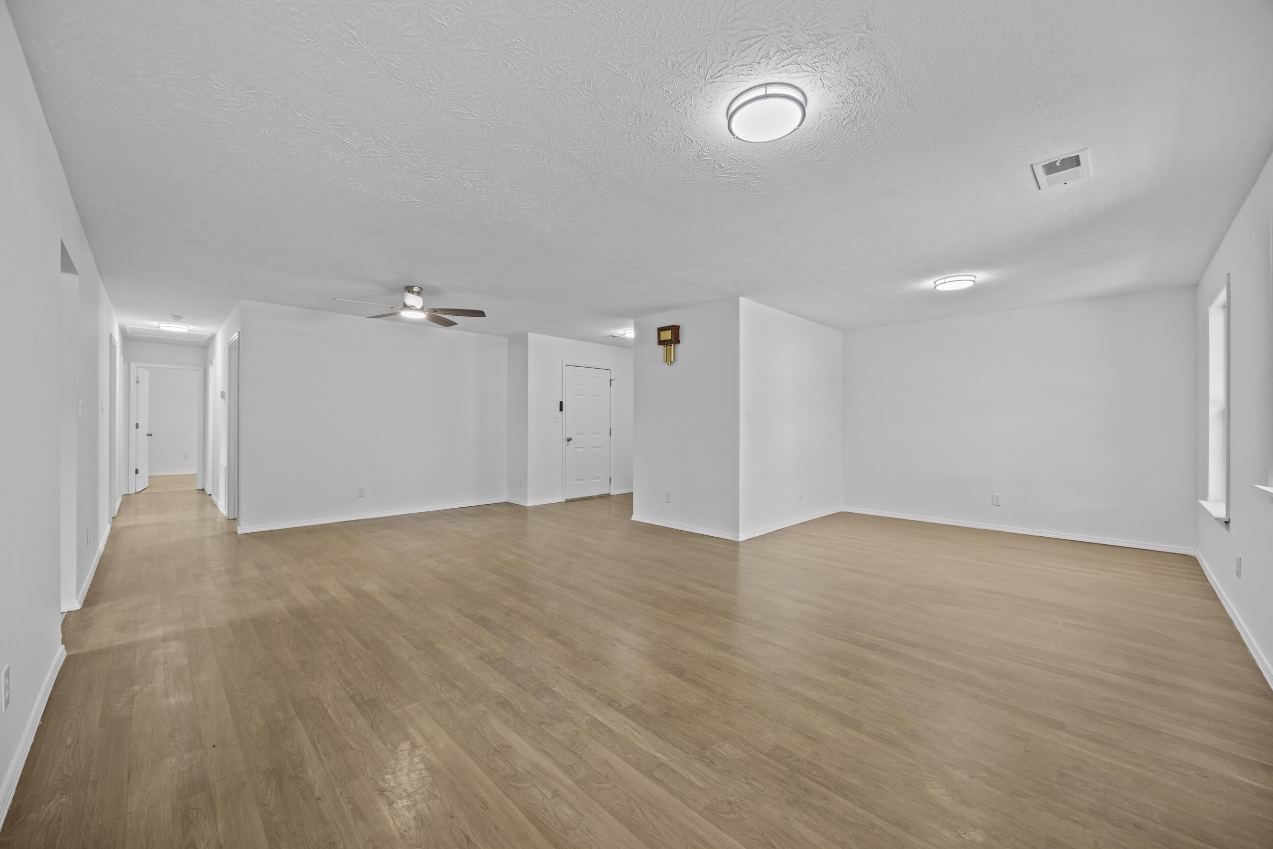 706 N Hamilton Street Property Photo 14