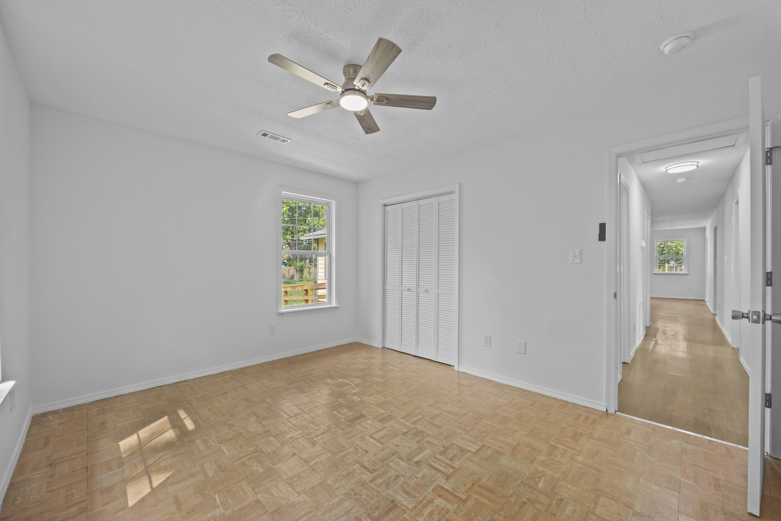 706 N Hamilton Street Property Photo 27