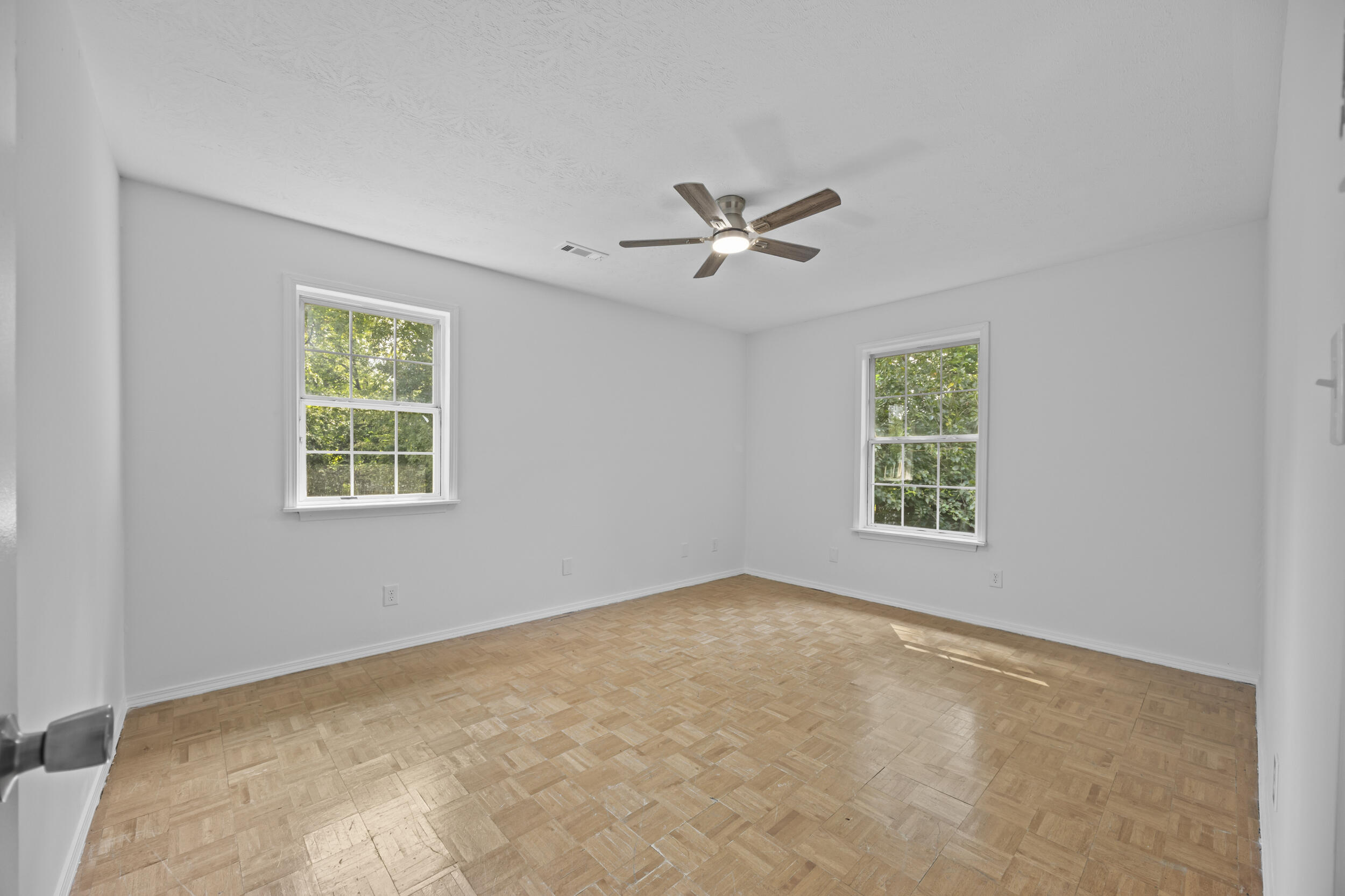 706 N Hamilton Street Property Photo 28