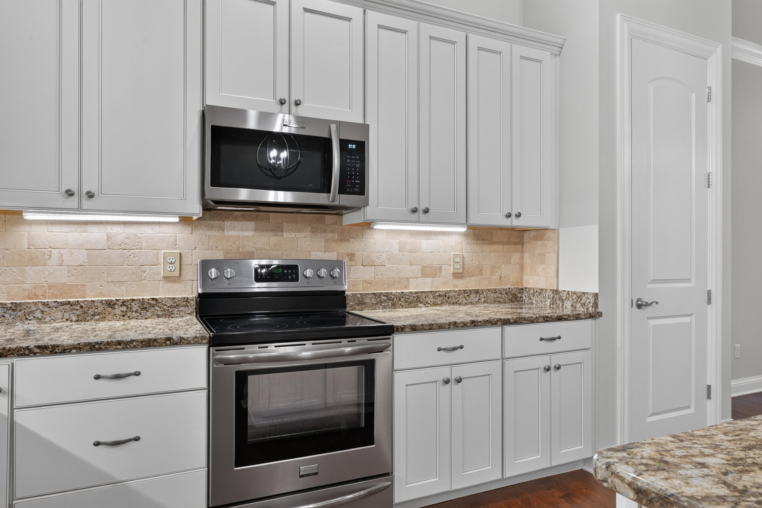 3891 Wentworth Place Property Photo 10