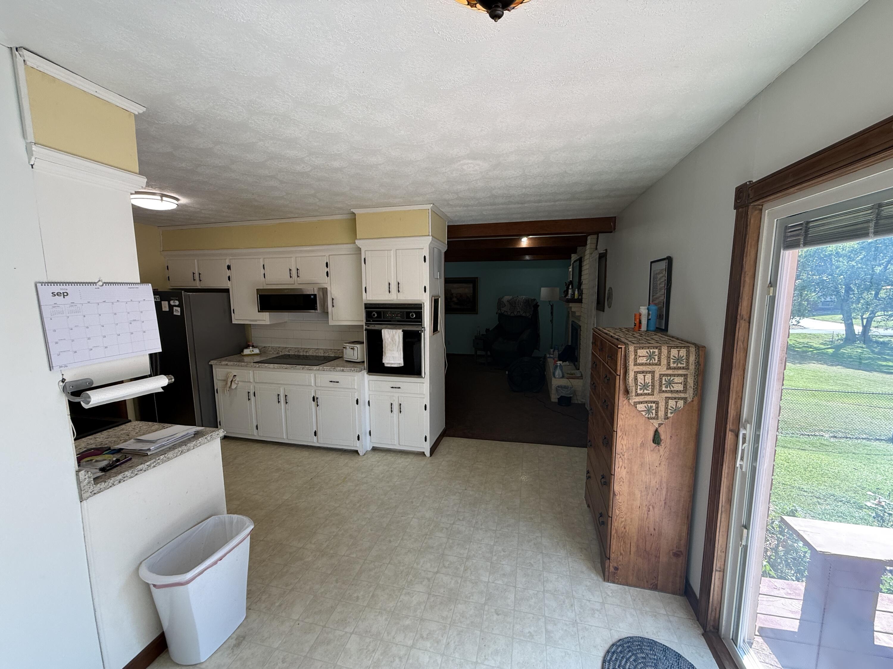 107 Monroe Street Property Photo 17