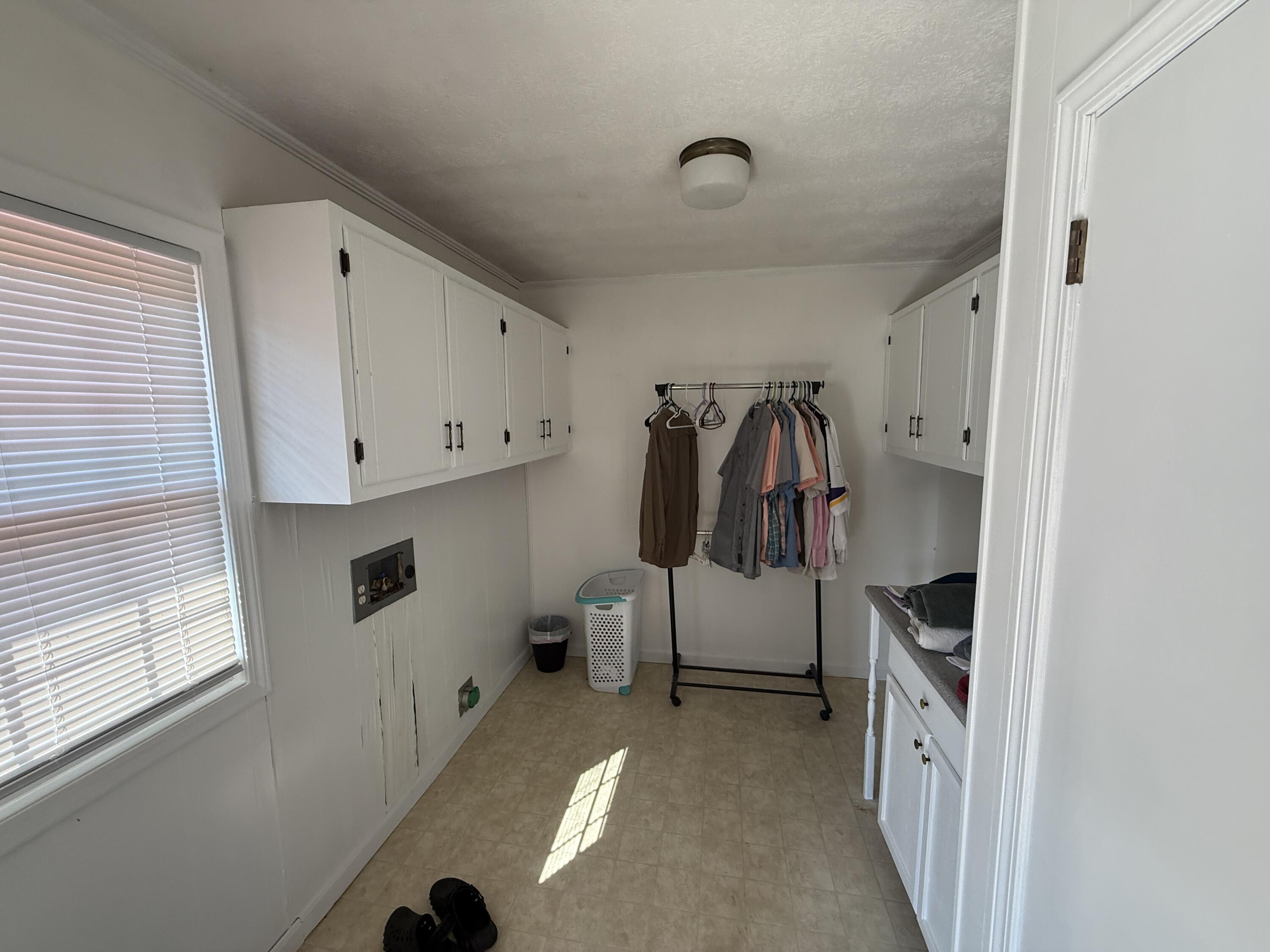 107 Monroe Street Property Photo 18
