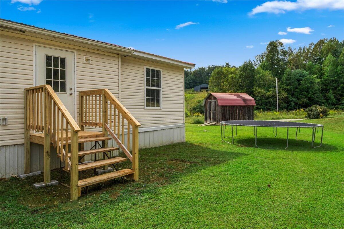 477 Banks Branch Road Property Photo 32