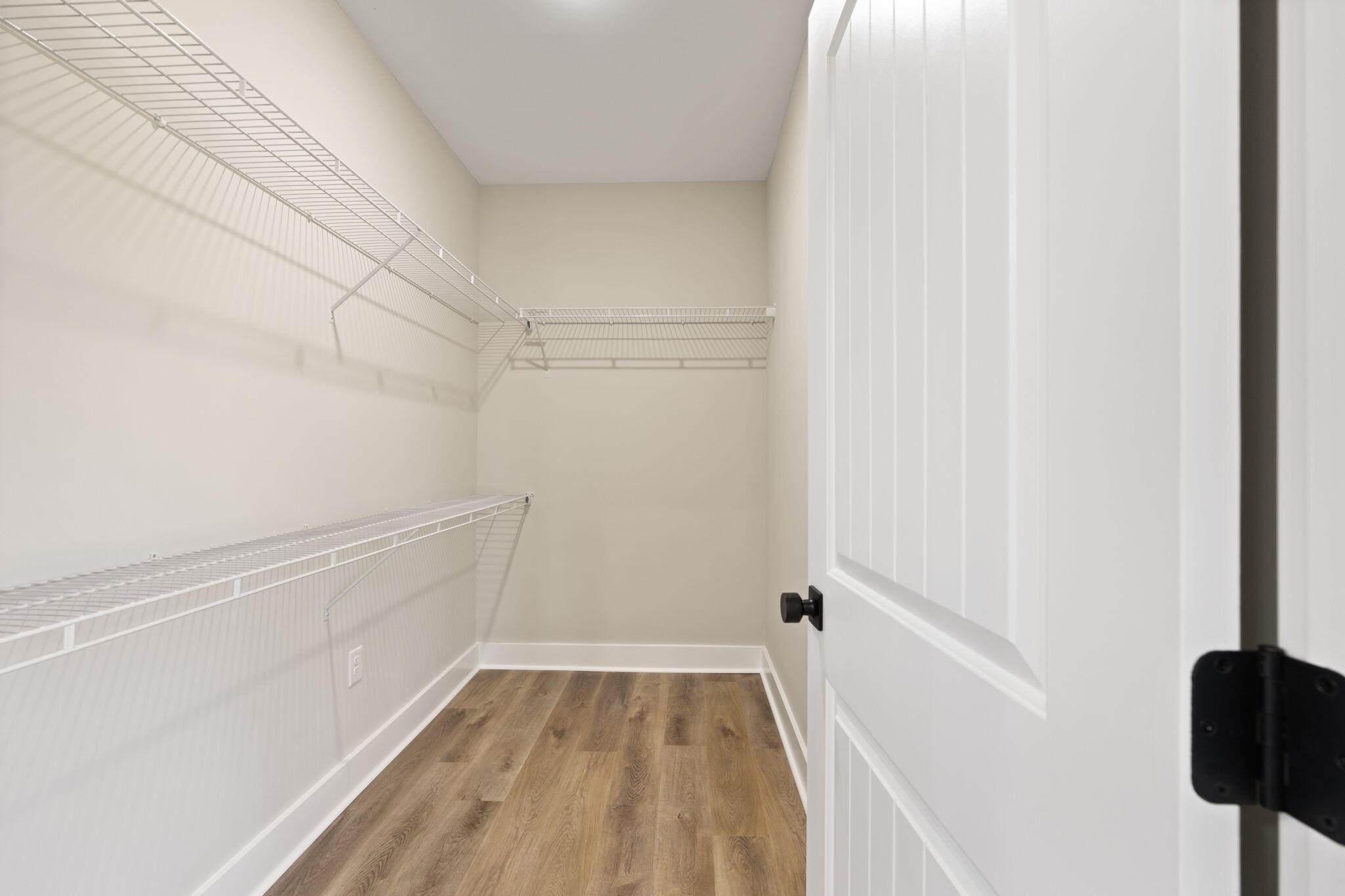 628 Comanche Drive Property Photo 34