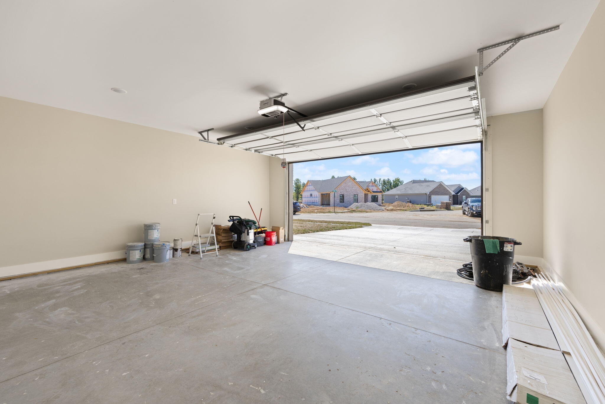 628 Comanche Drive Property Photo 78
