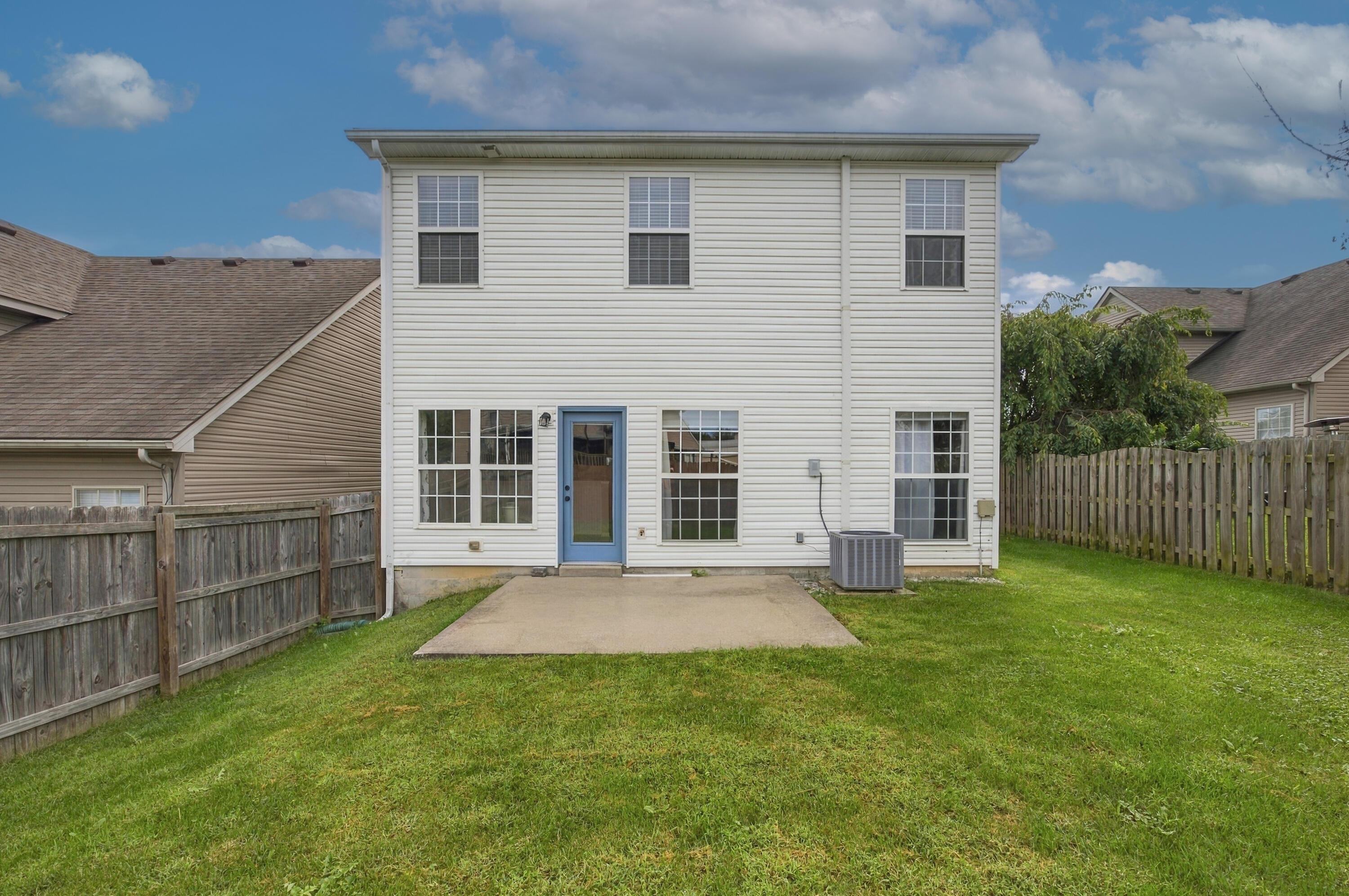 335 Newcastle Lane Property Photo 6