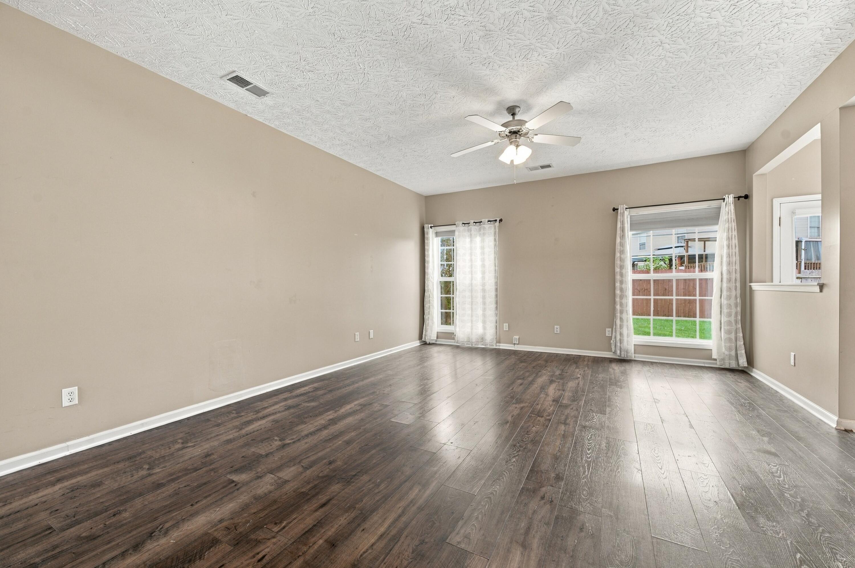 335 Newcastle Lane Property Photo 14