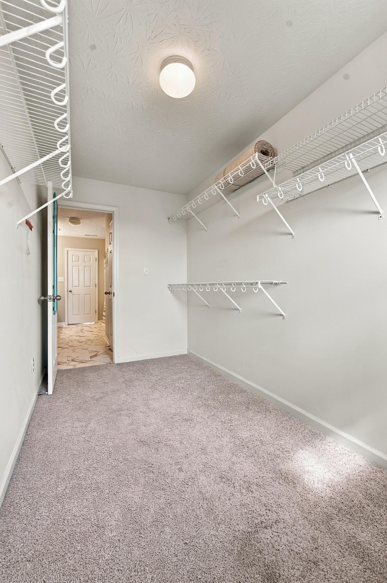 335 Newcastle Lane Property Photo 35