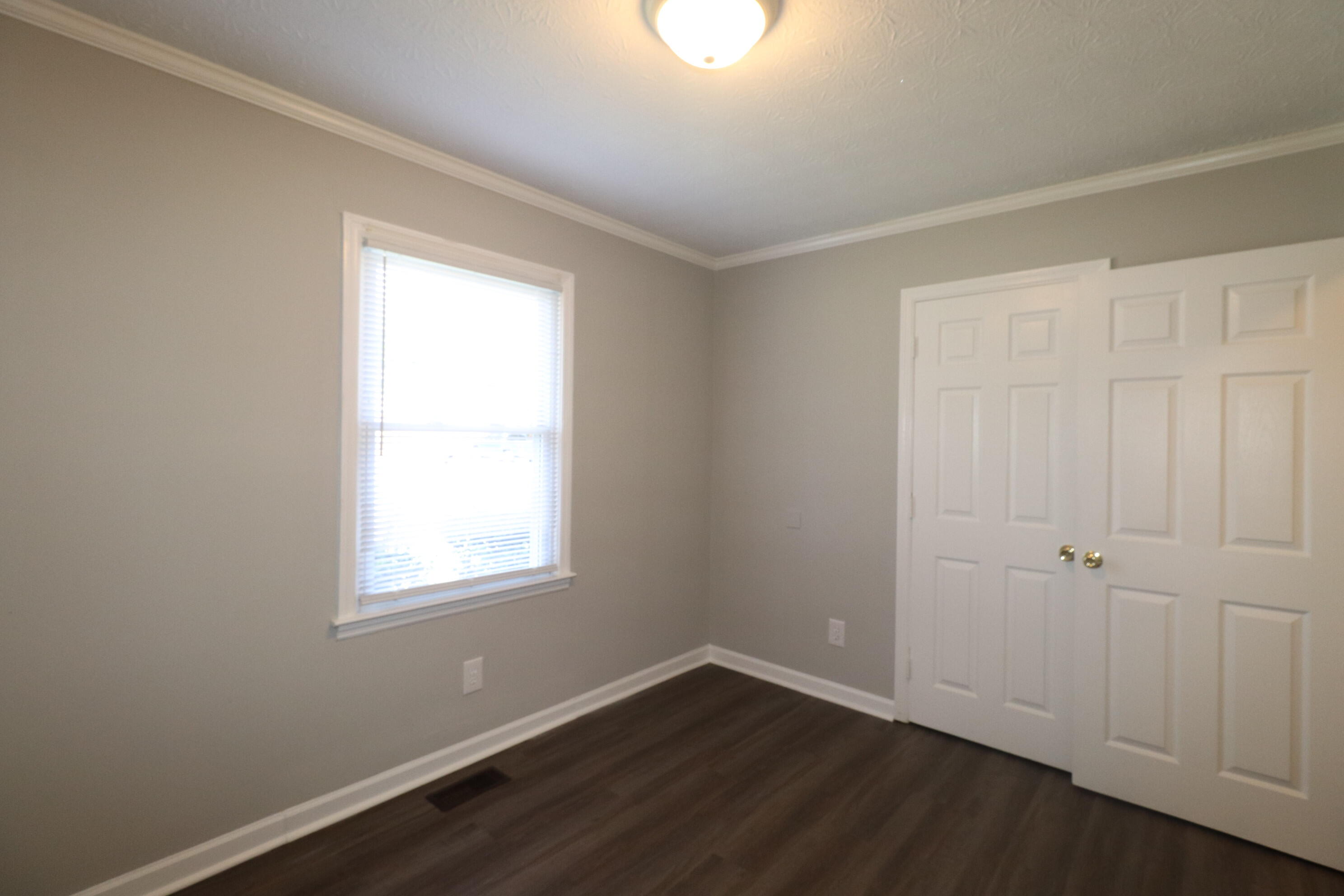 318 Laurel Lane Property Photo 11