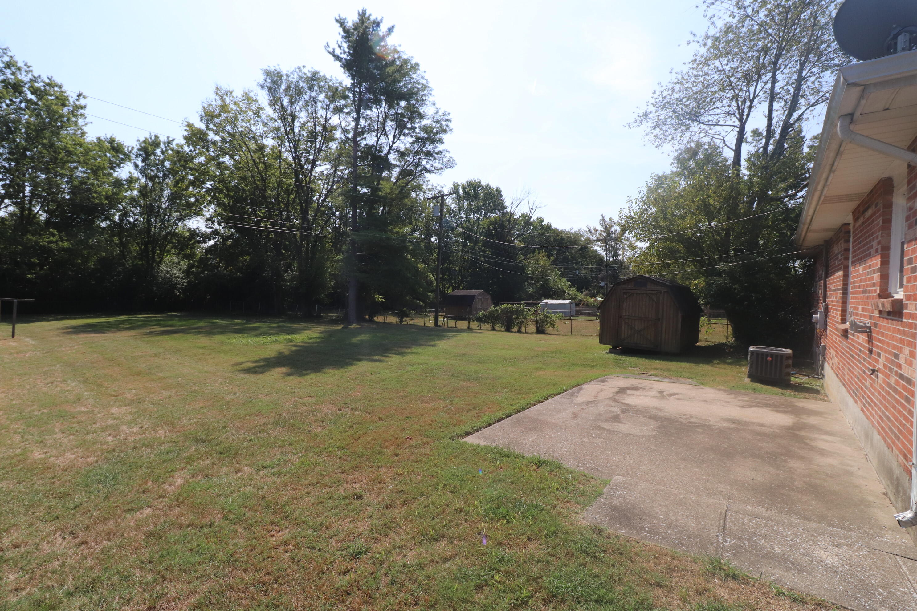318 Laurel Lane Property Photo 18