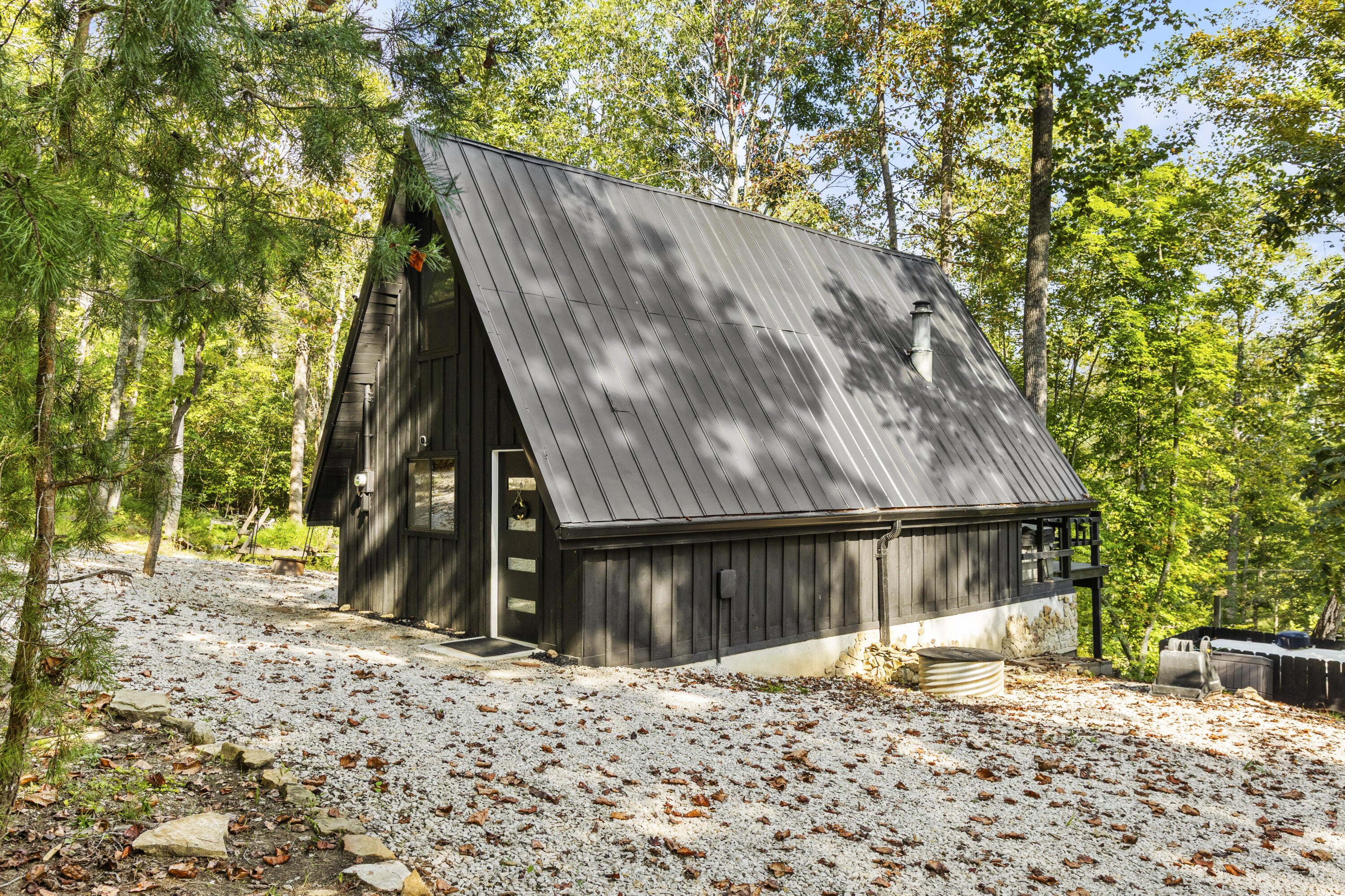 72 Hardwood Hill Property Photo 1