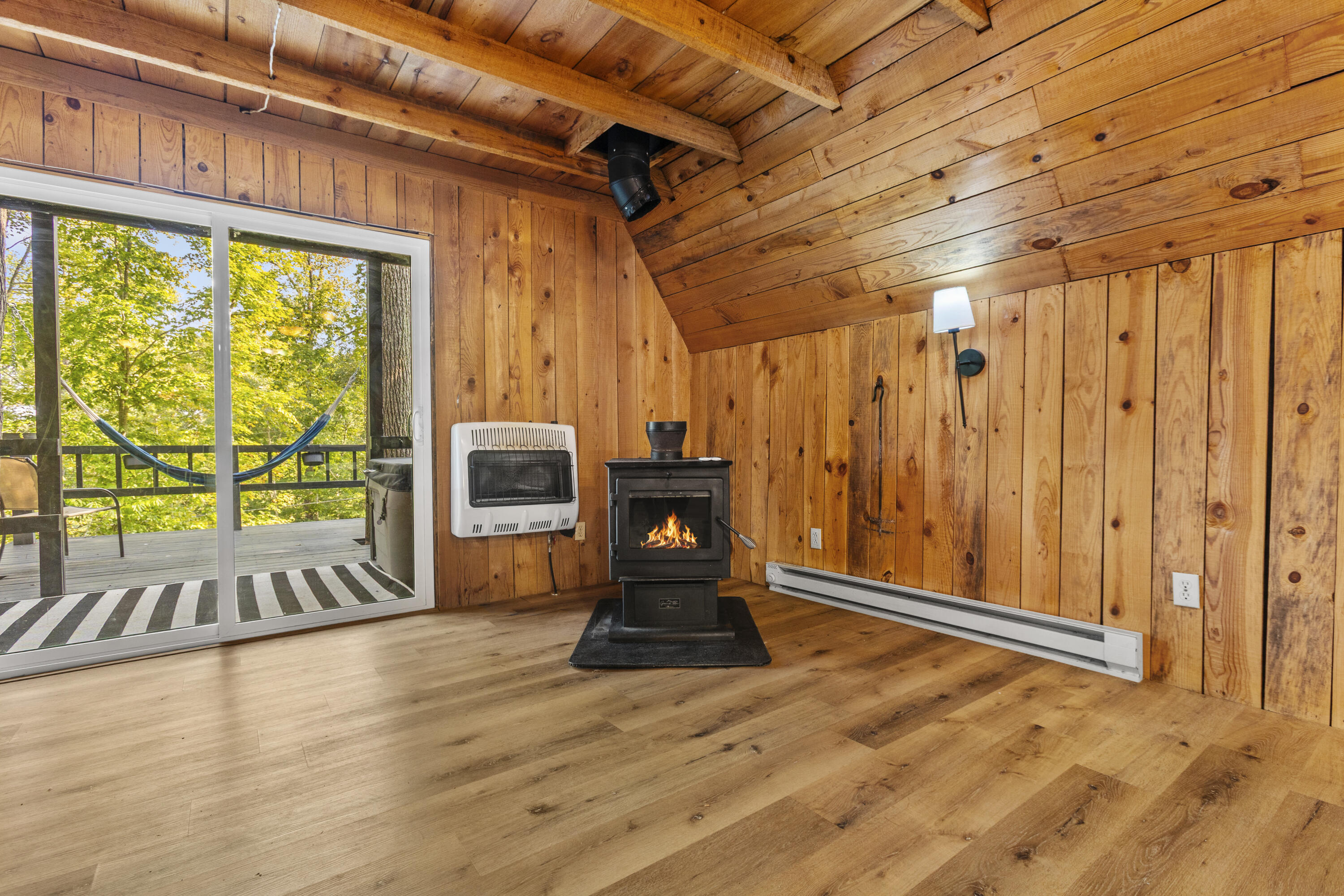 72 Hardwood Hill Property Photo 16