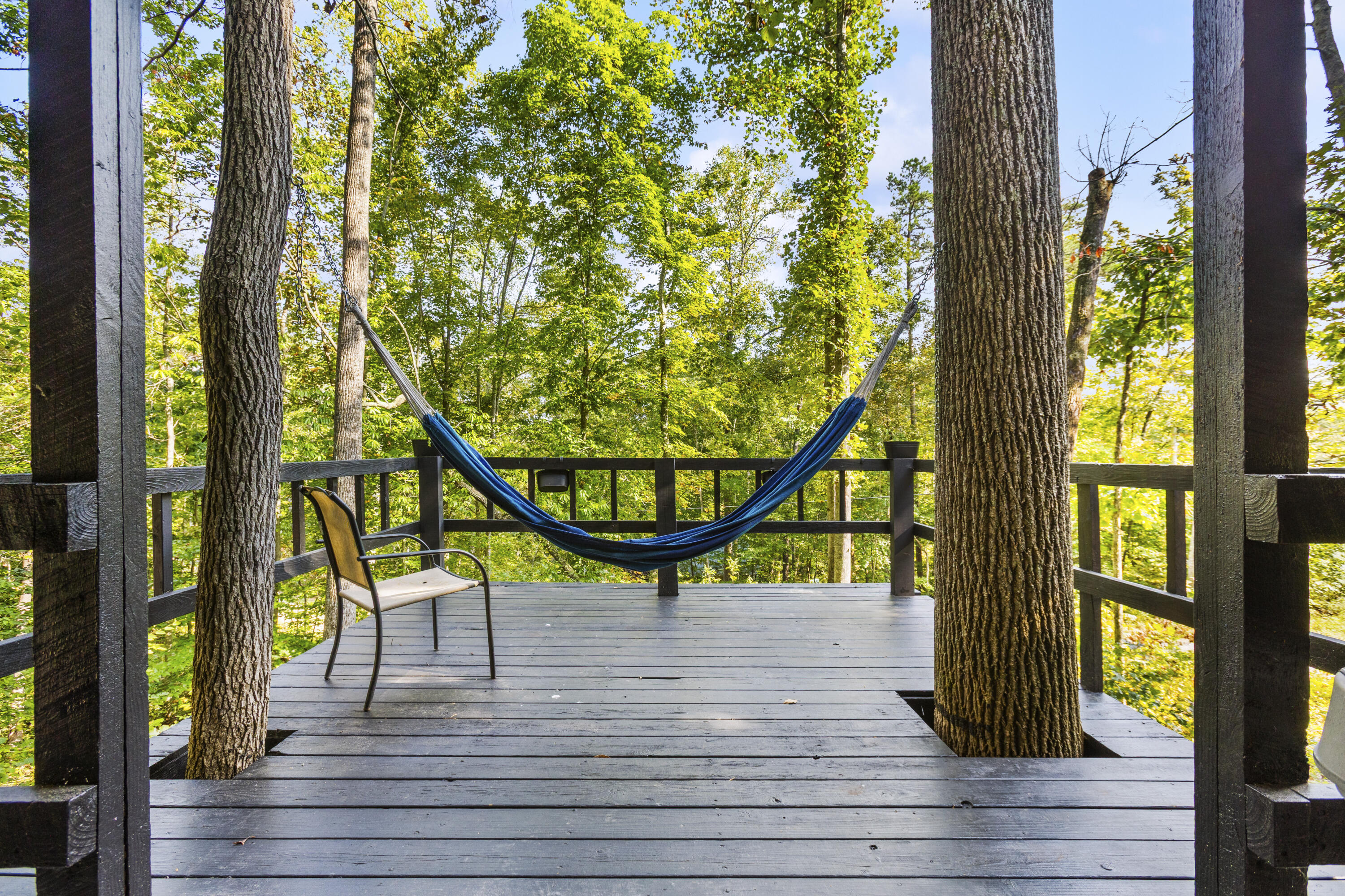 72 Hardwood Hill Property Photo 17