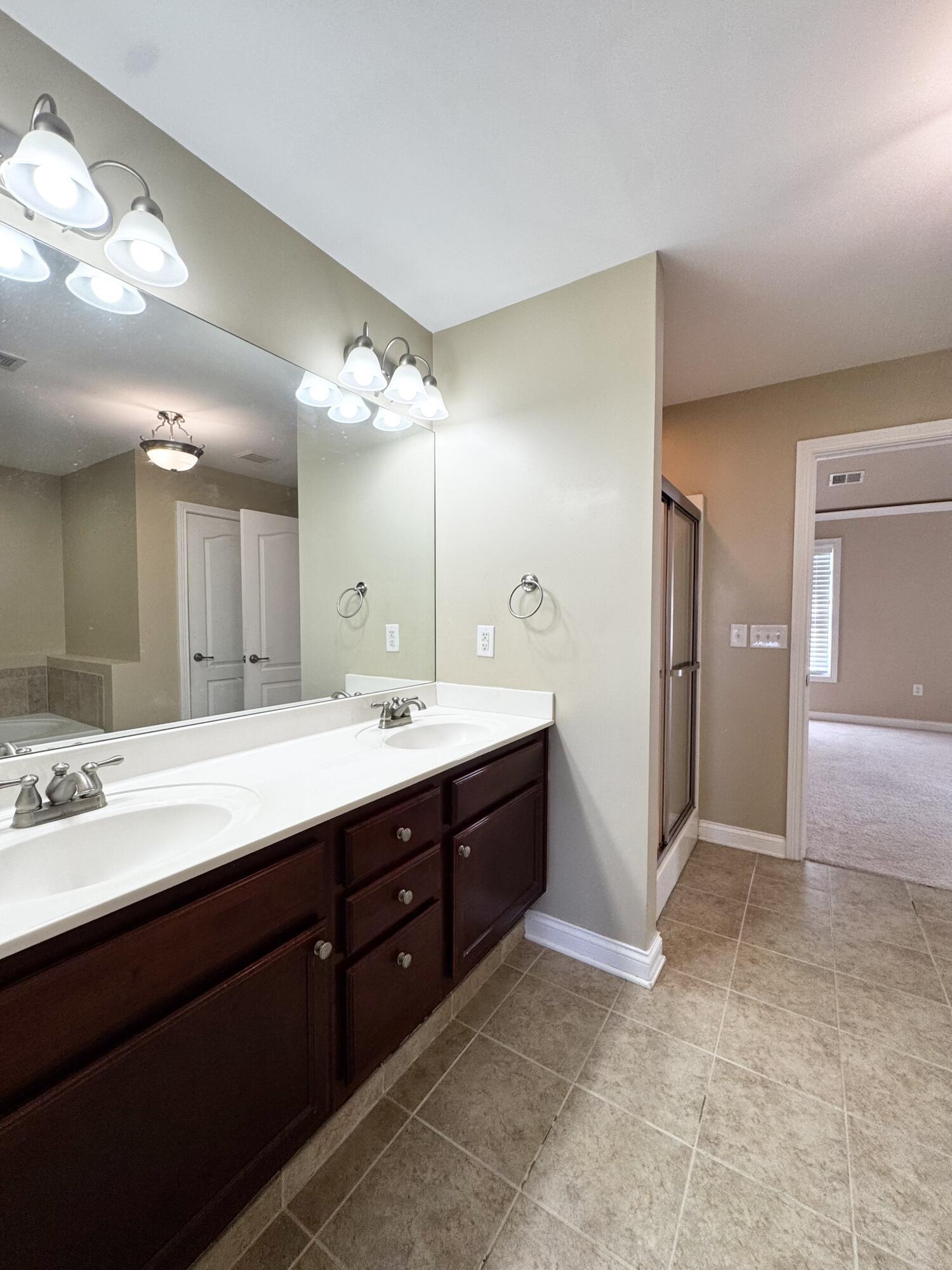 26026129 Property Photo 25