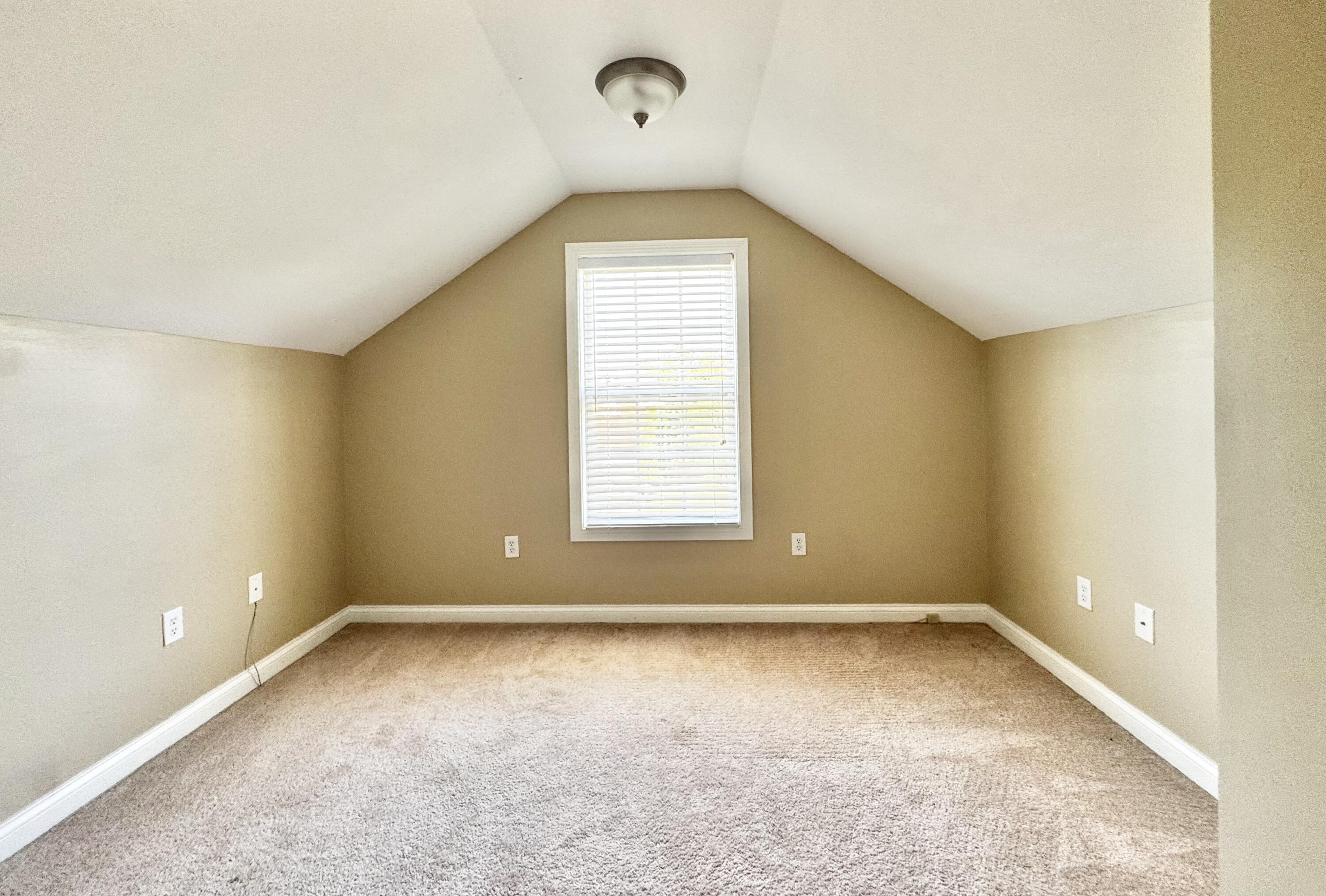 3020 Blackford Parkway Property Photo 41