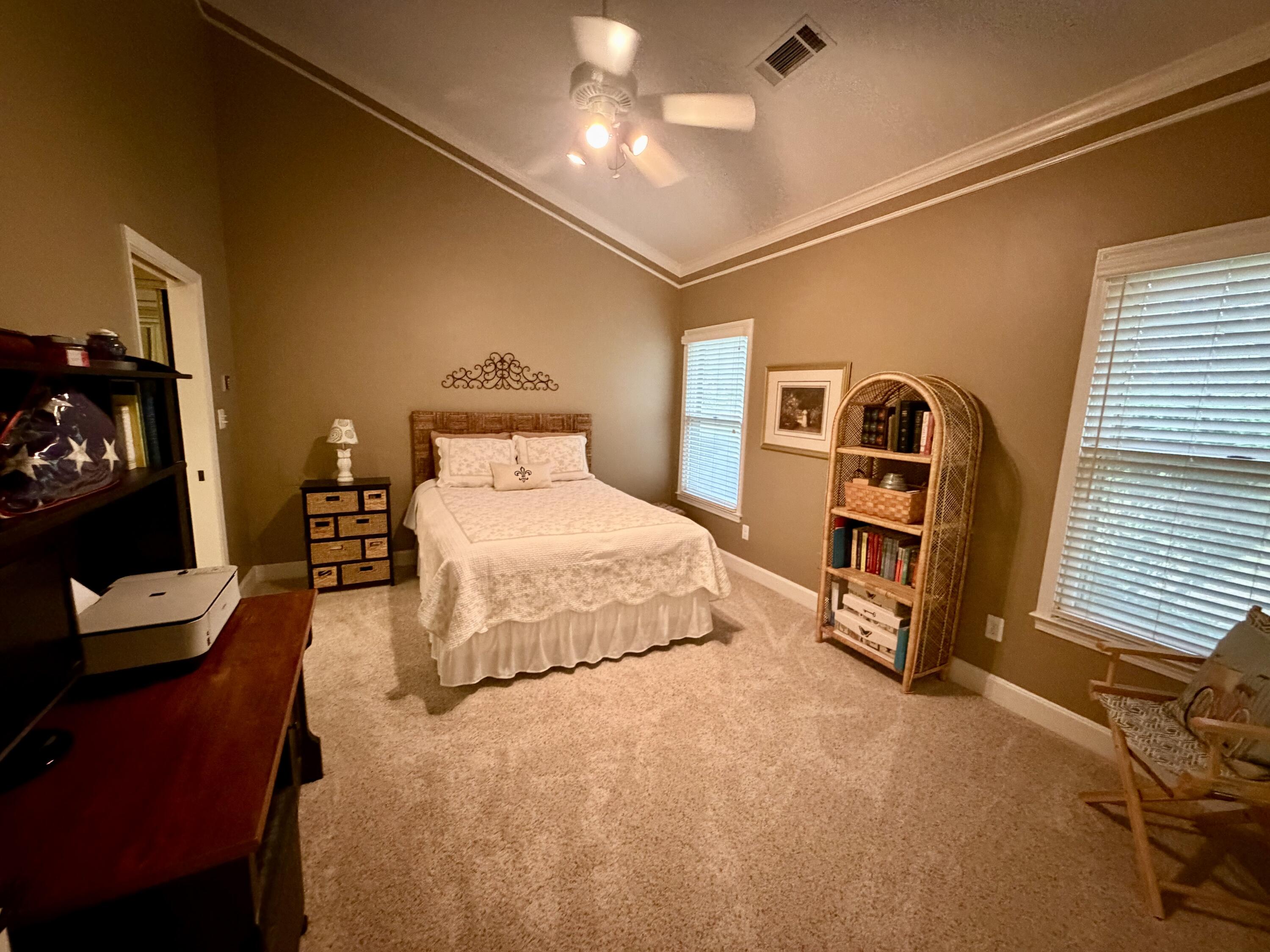 1042 Heather Hills Lane Property Photo 19