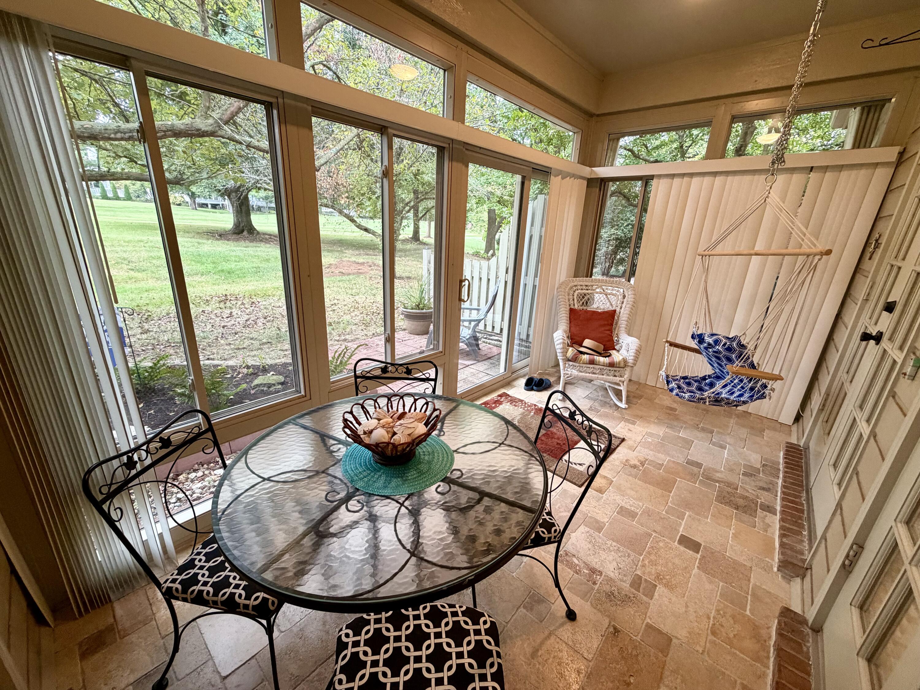 1042 Heather Hills Lane Property Photo 30