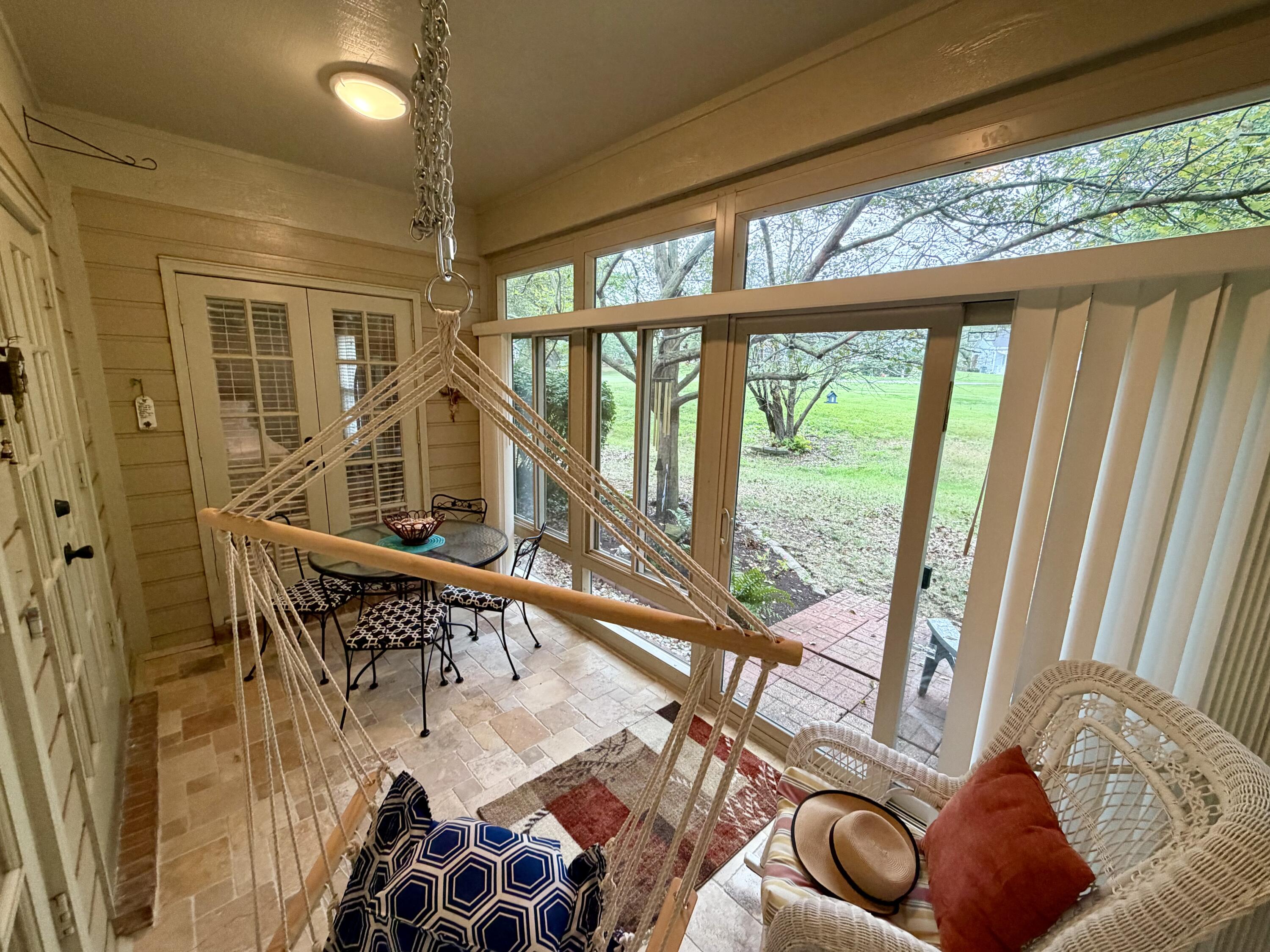1042 Heather Hills Lane Property Photo 32