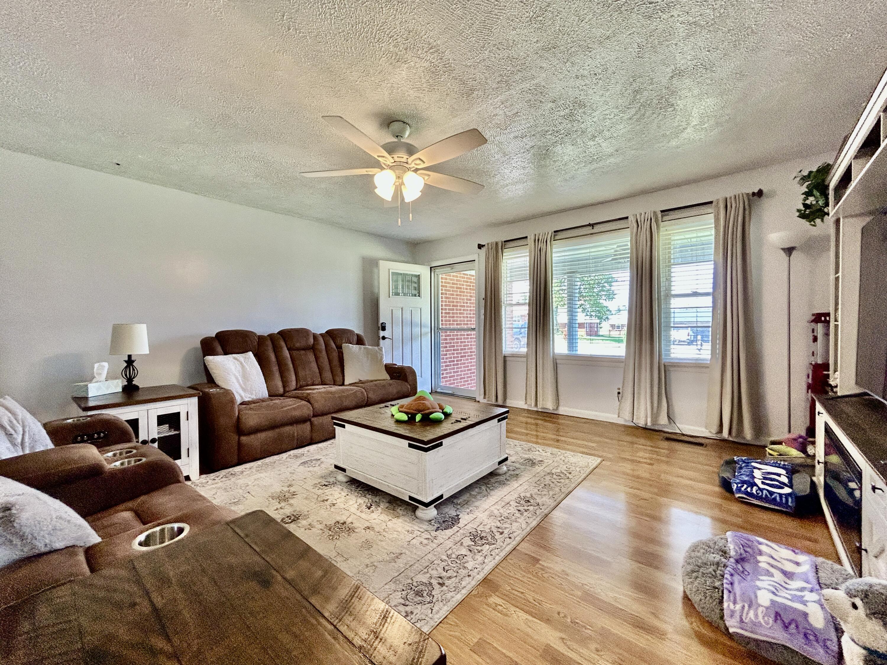 237 Magnolia Avenue Property Photo 7