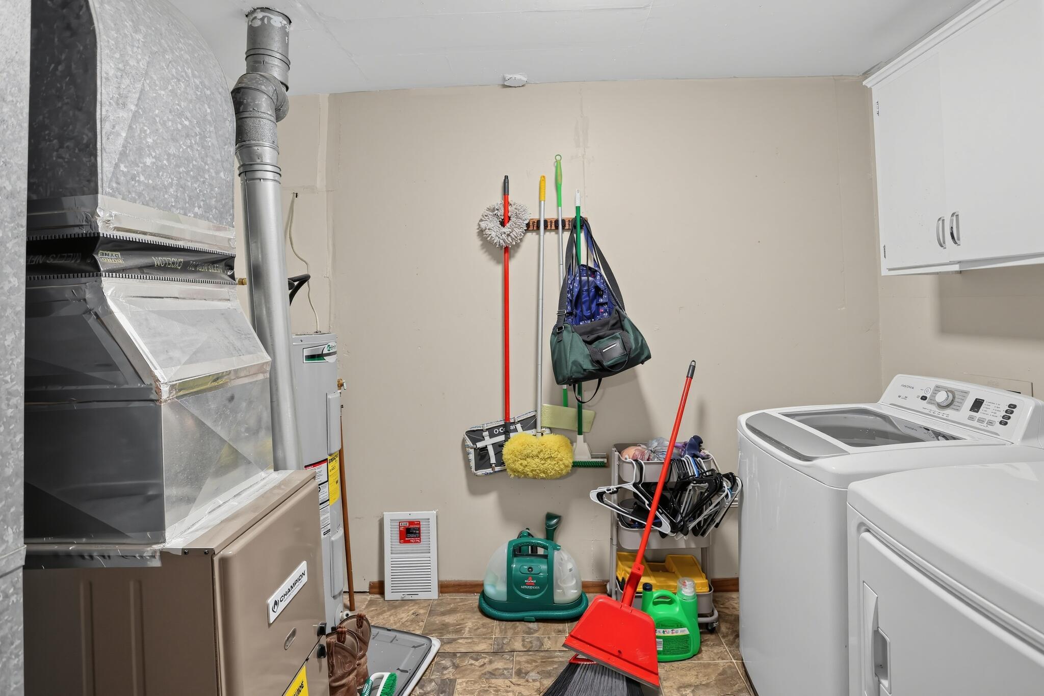 273 Coopers Point Road Property Photo 17