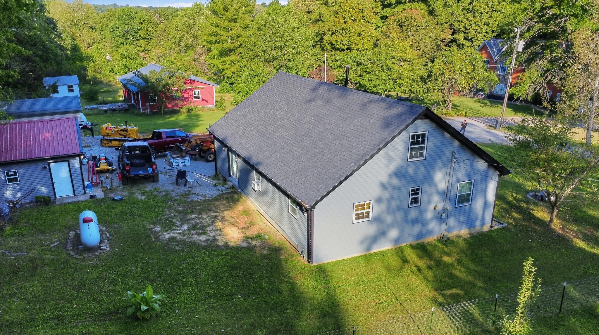 273 Coopers Point Road Property Photo 32