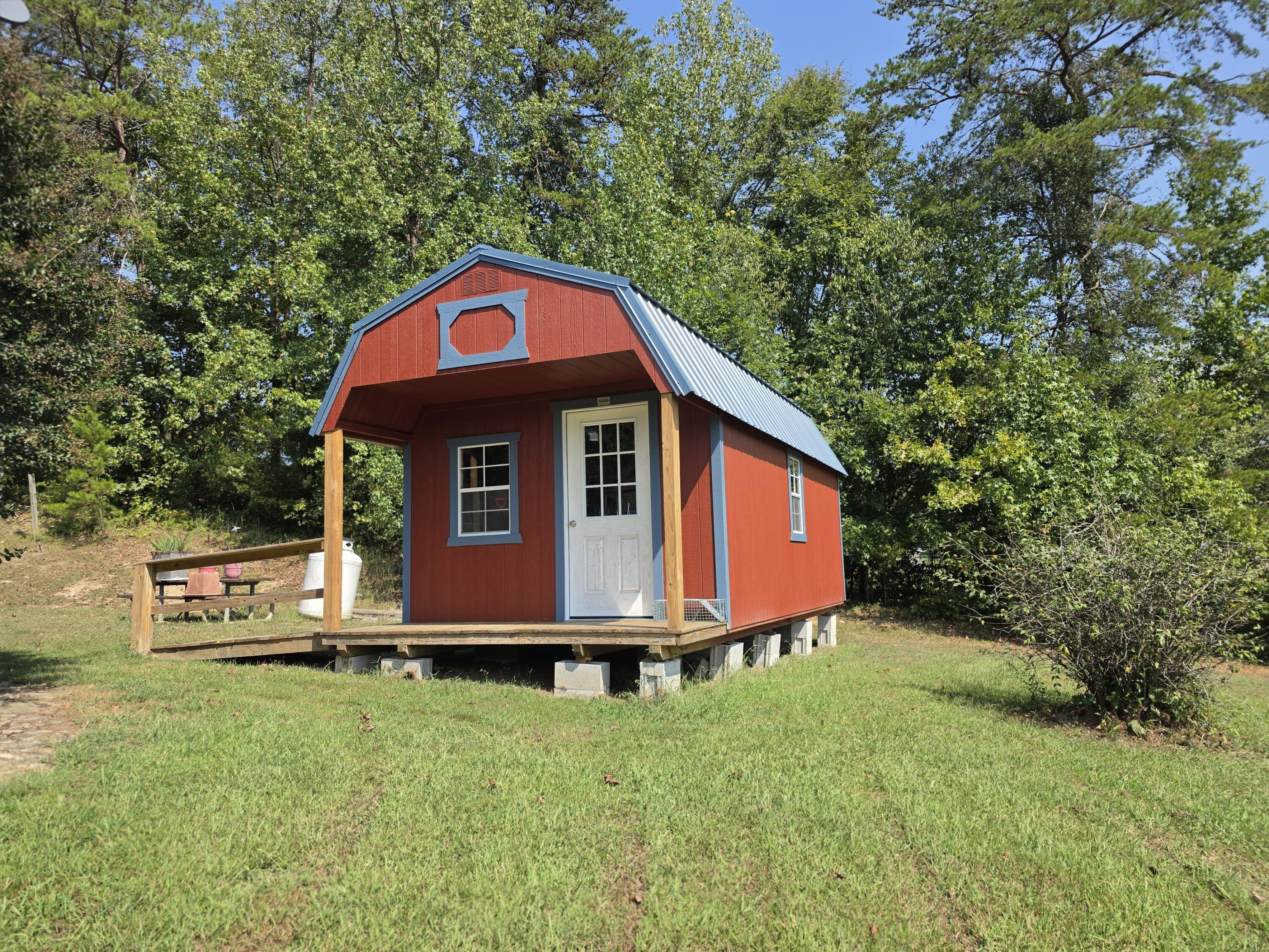 231 Cox Road Property Photo 2