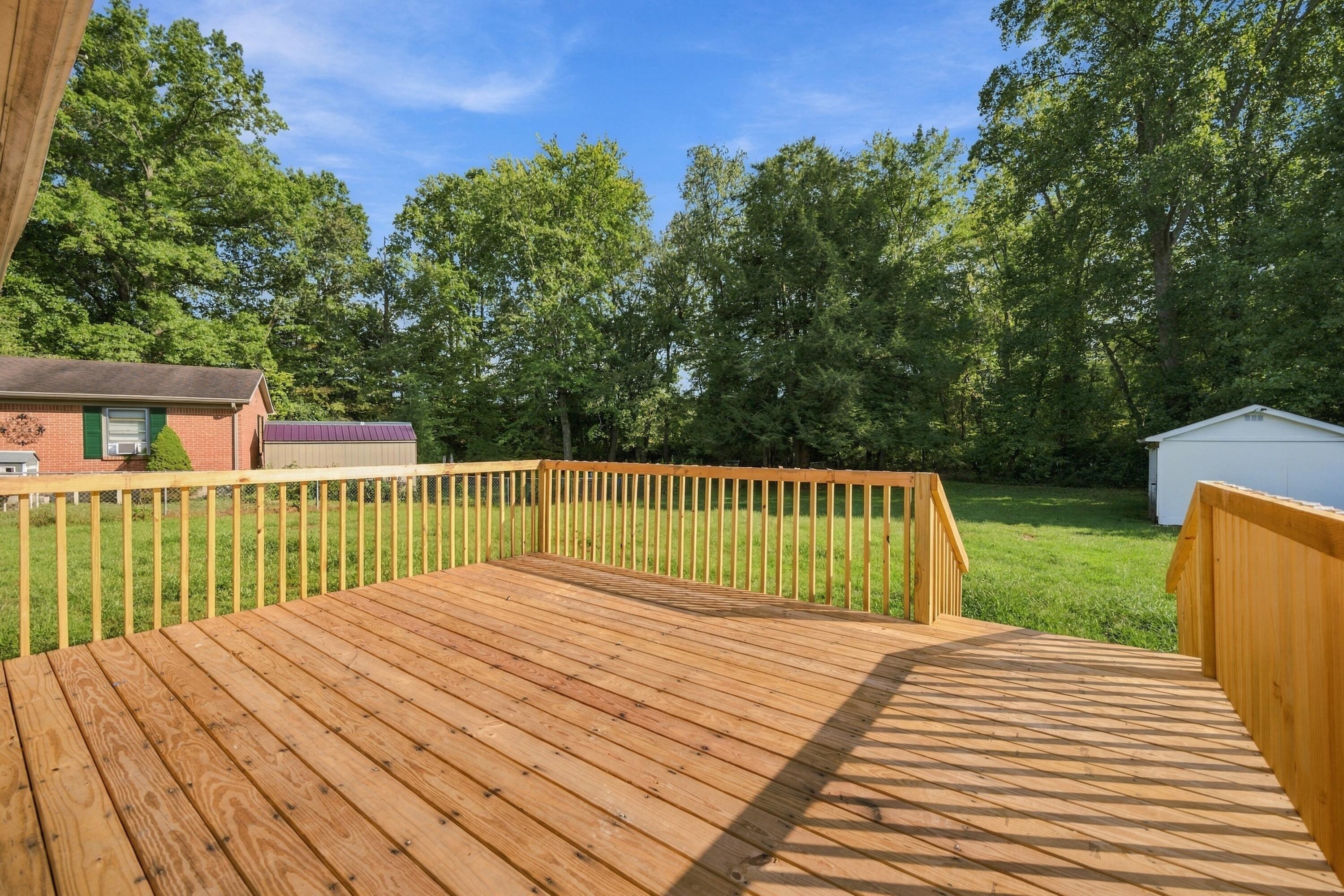106 Brushwood Court Property Photo 32