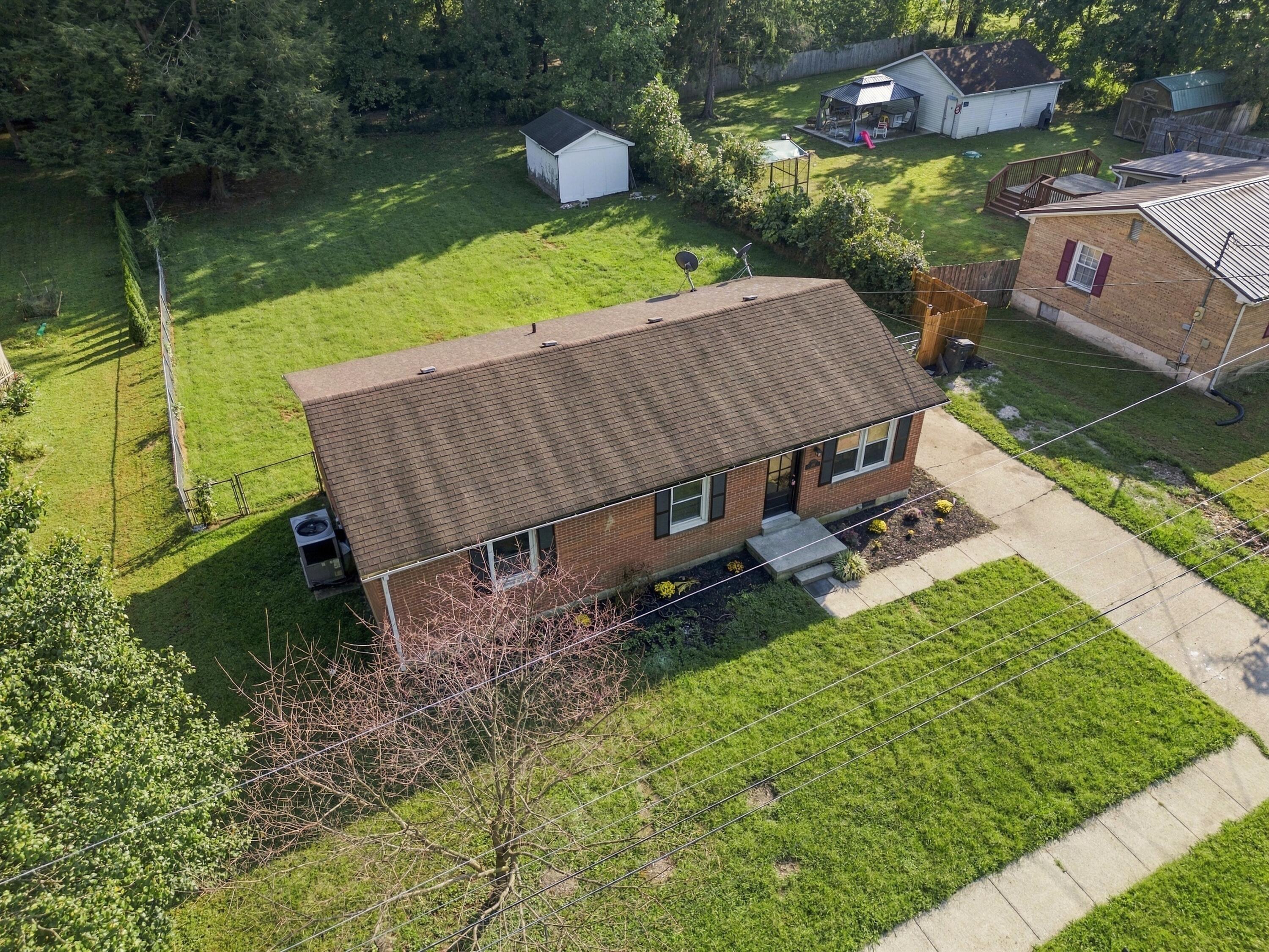 106 Brushwood Court Property Photo 33