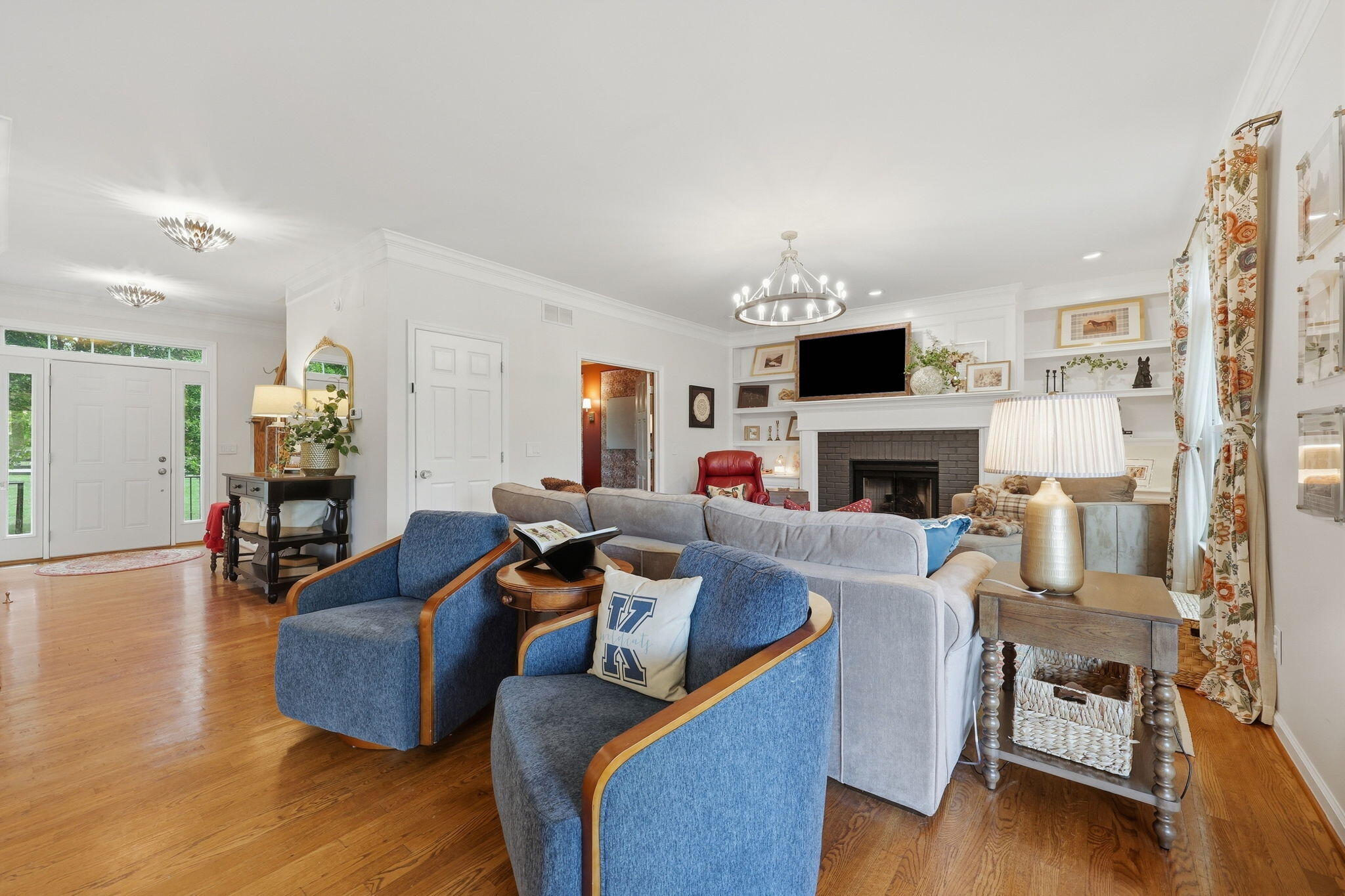 1255 The Ridings Property Photo 10