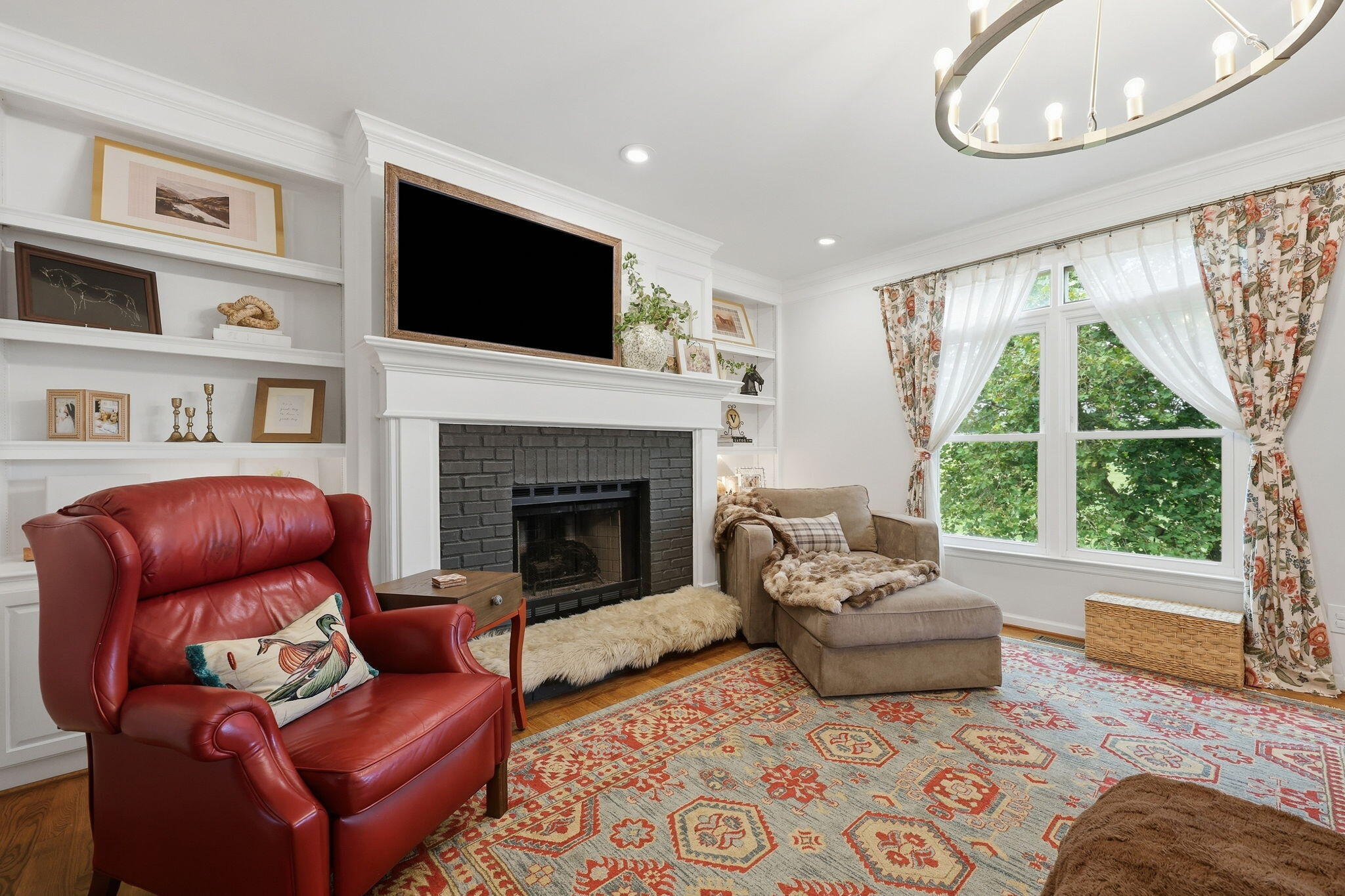 1255 The Ridings Property Photo 12