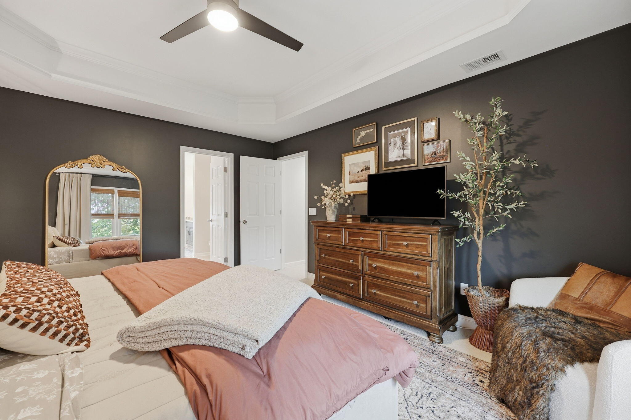 1255 The Ridings Property Photo 32