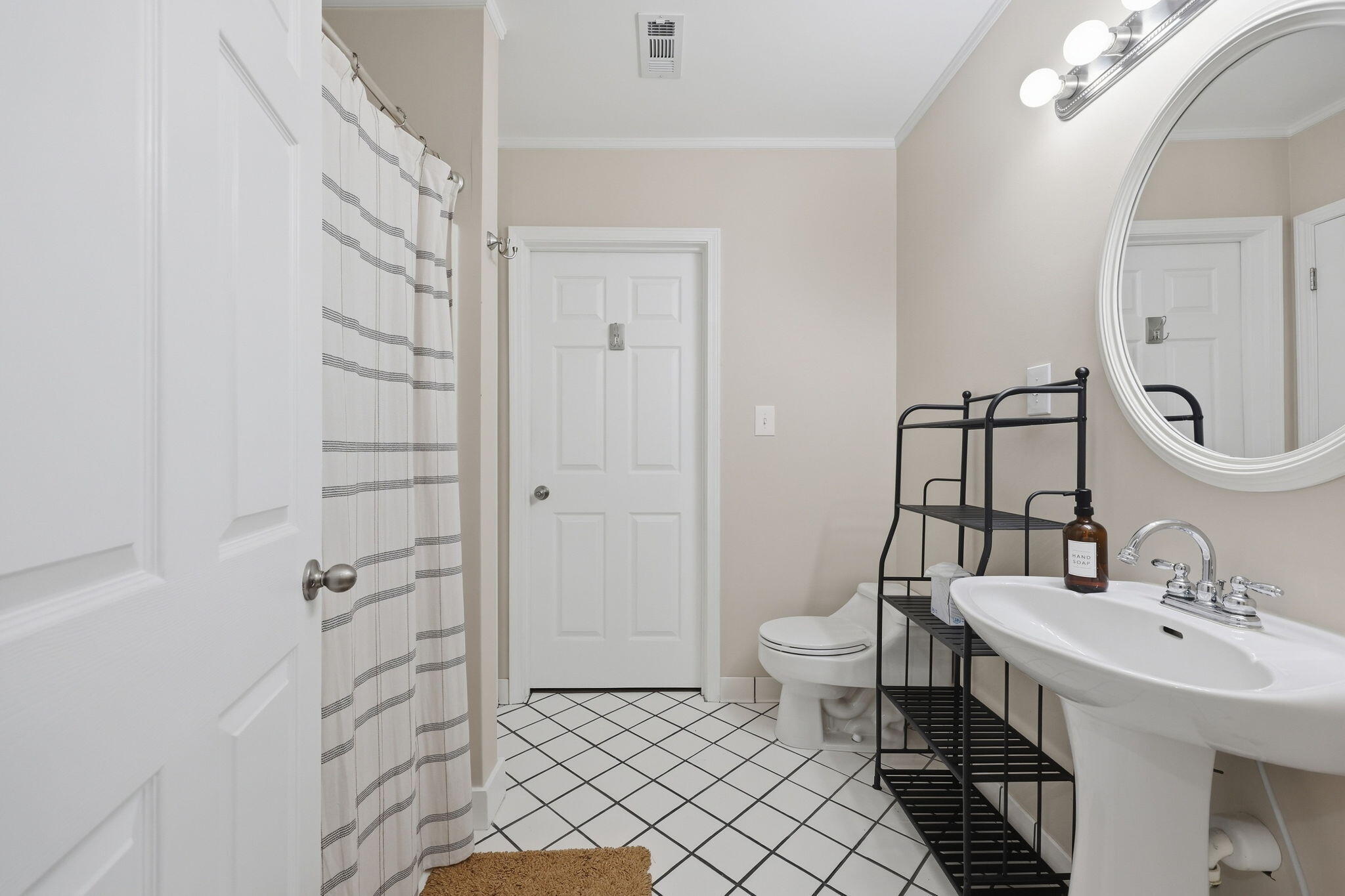 1255 The Ridings Property Photo 41