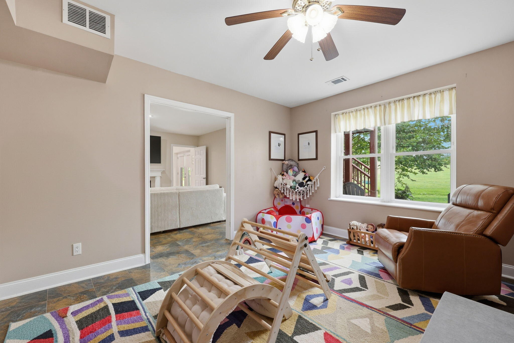 1255 The Ridings Property Photo 46