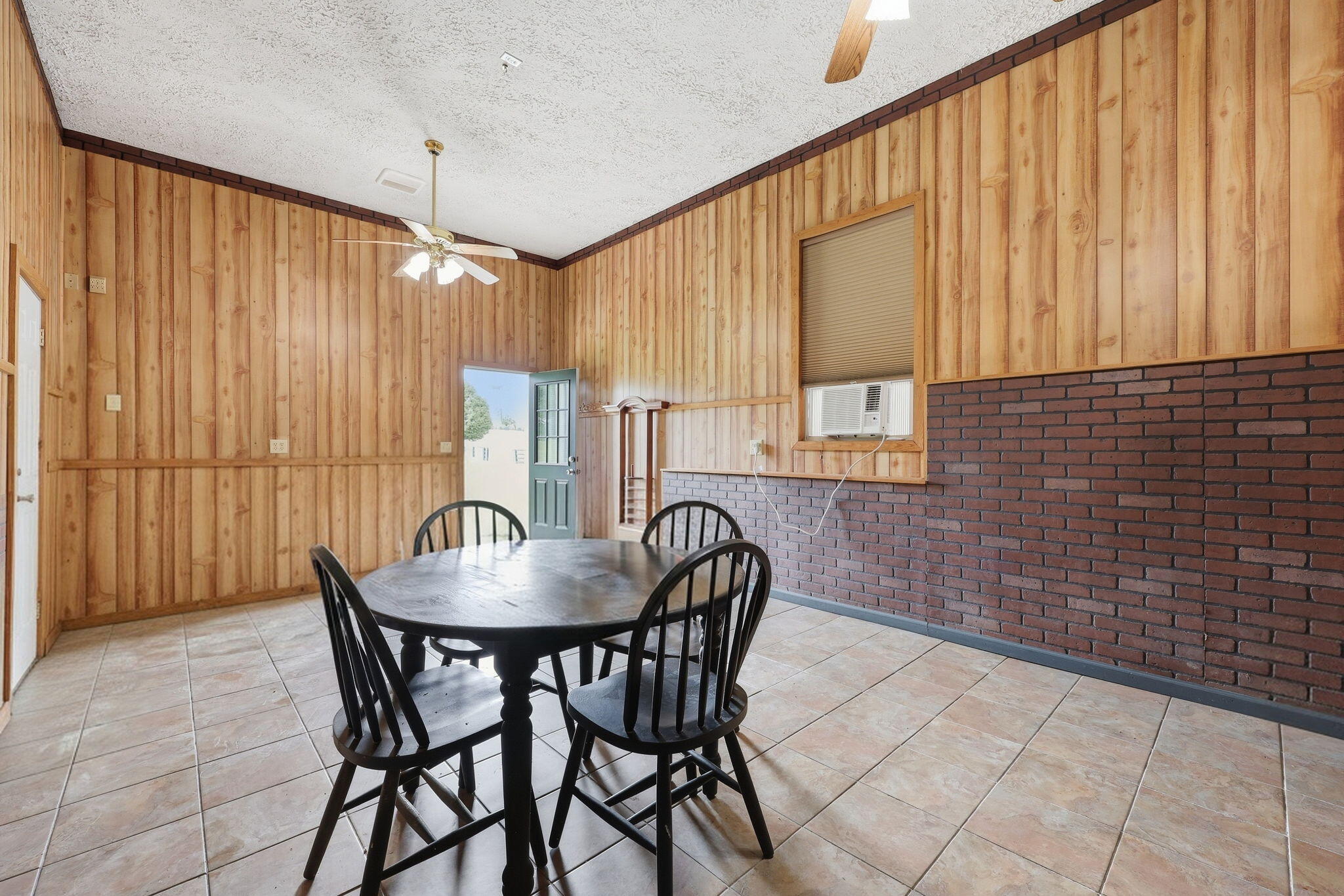 1255 The Ridings Property Photo 54