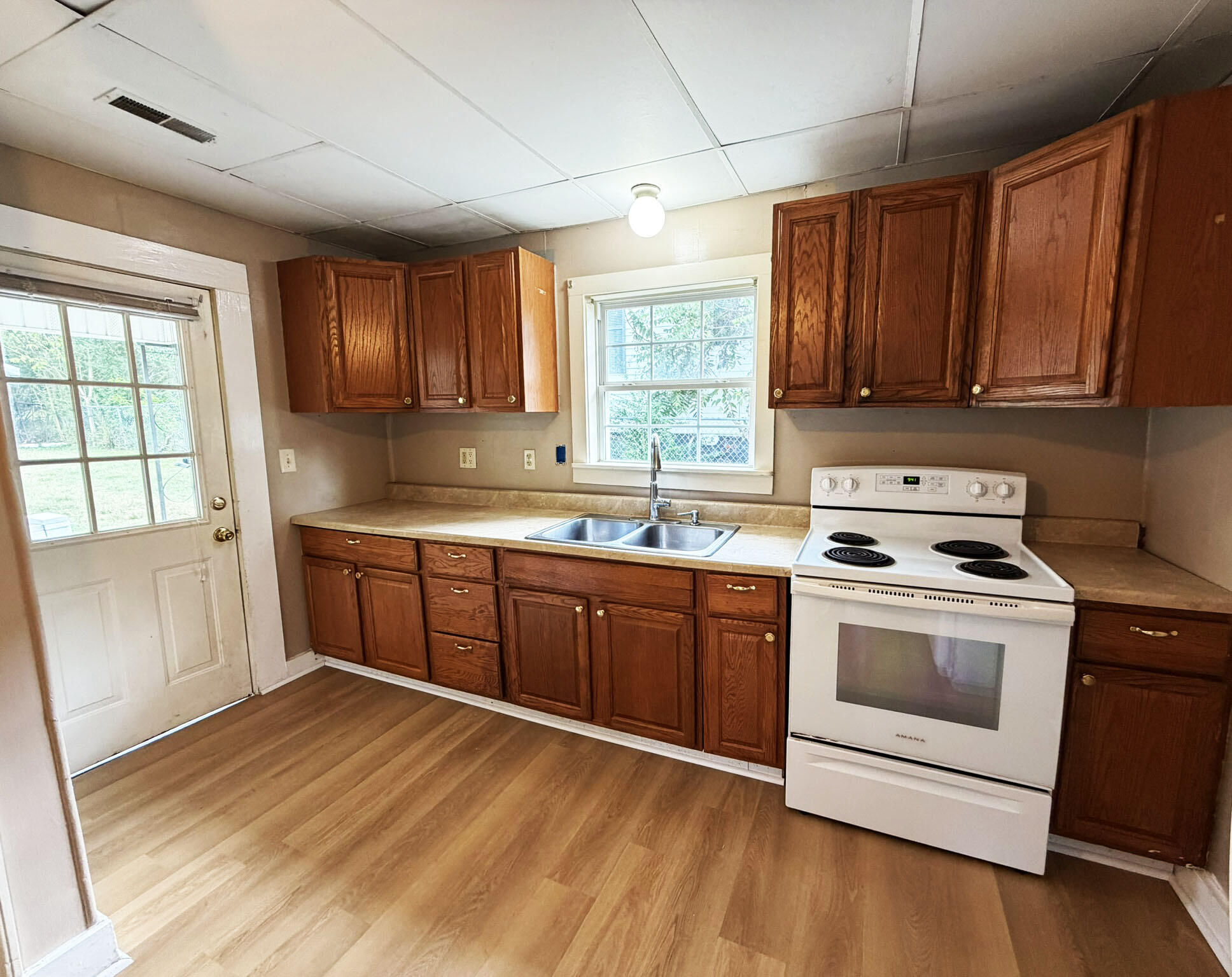 115 S Hudson Avenue Property Photo 6