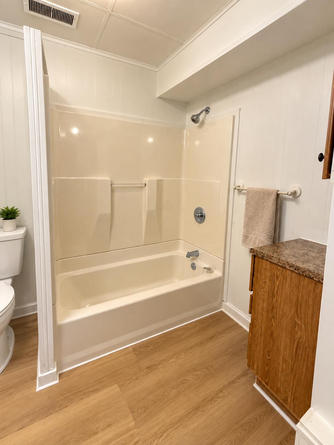 115 S Hudson Avenue Property Photo 11