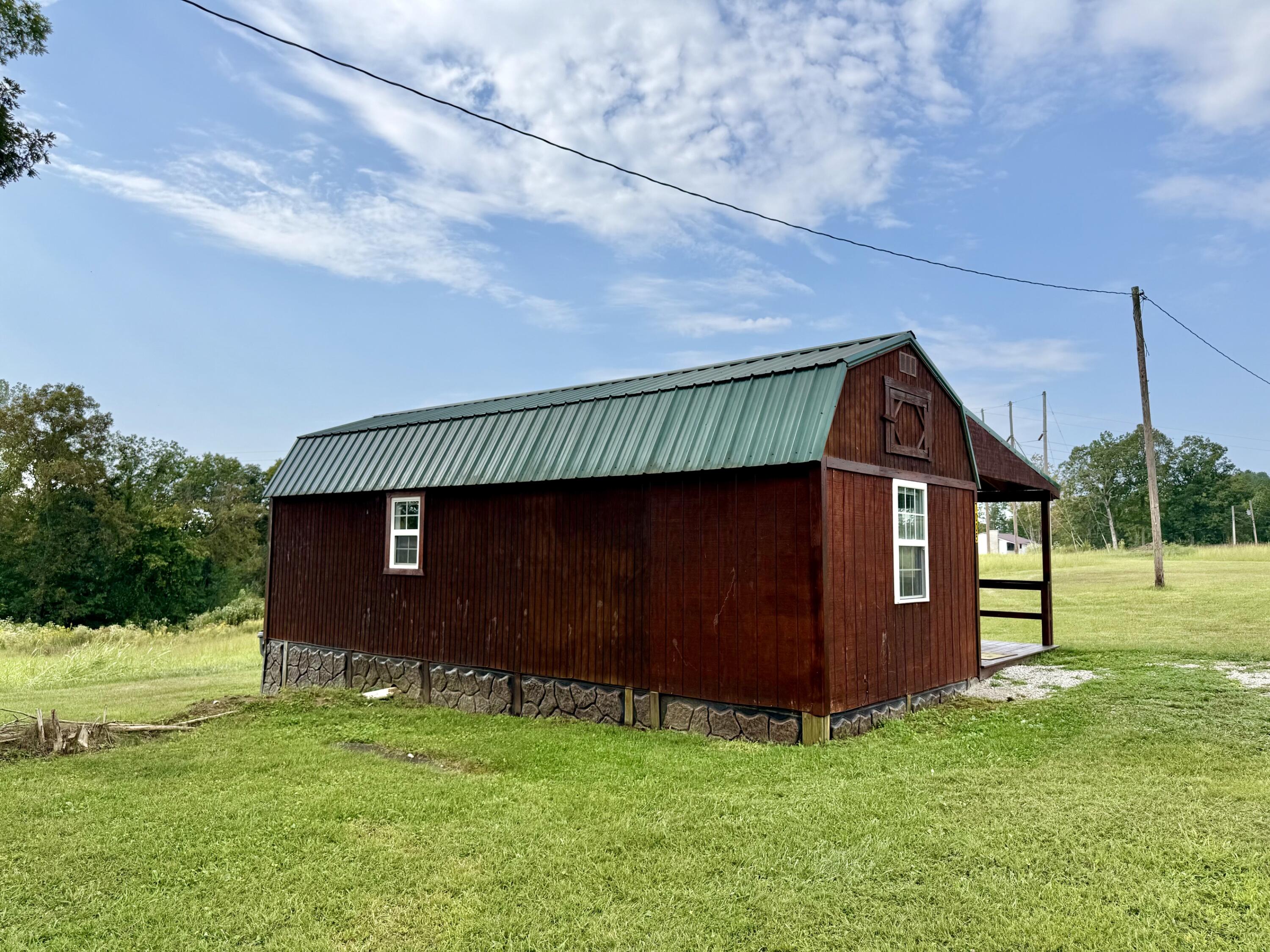 7005 Ky-52 Highway Property Photo 3